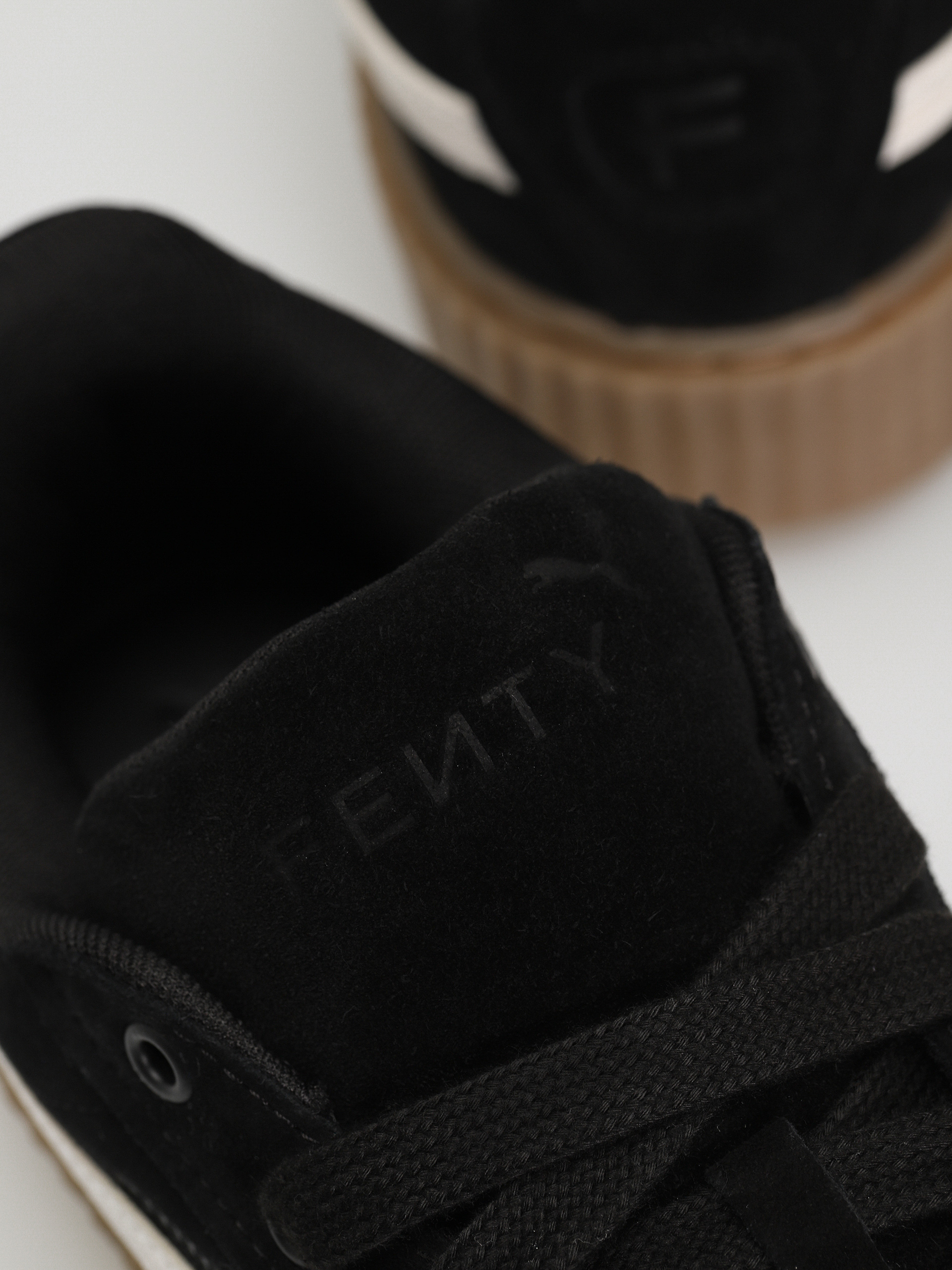 Boty Puma X Fenty Creeper Fenty (black warm white gum)