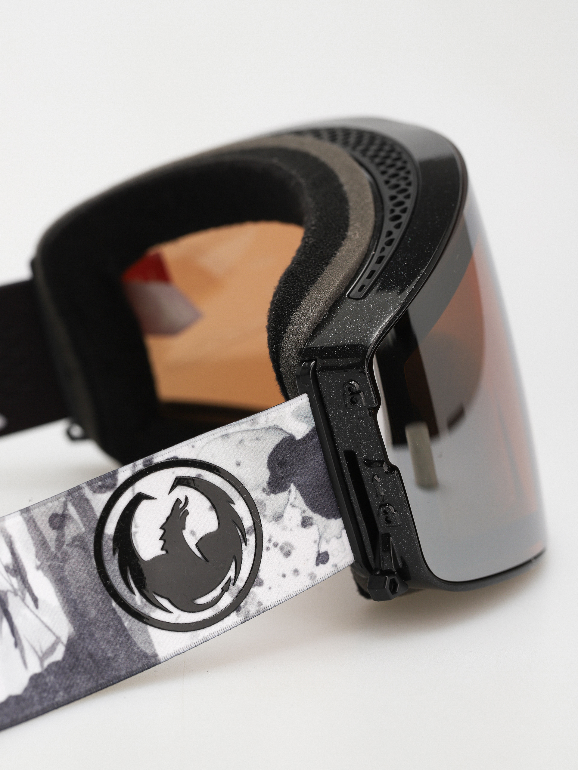 Brýle na snowboard Dragon PXV2 (bushido/lumalens silver ion/lumalens violet)