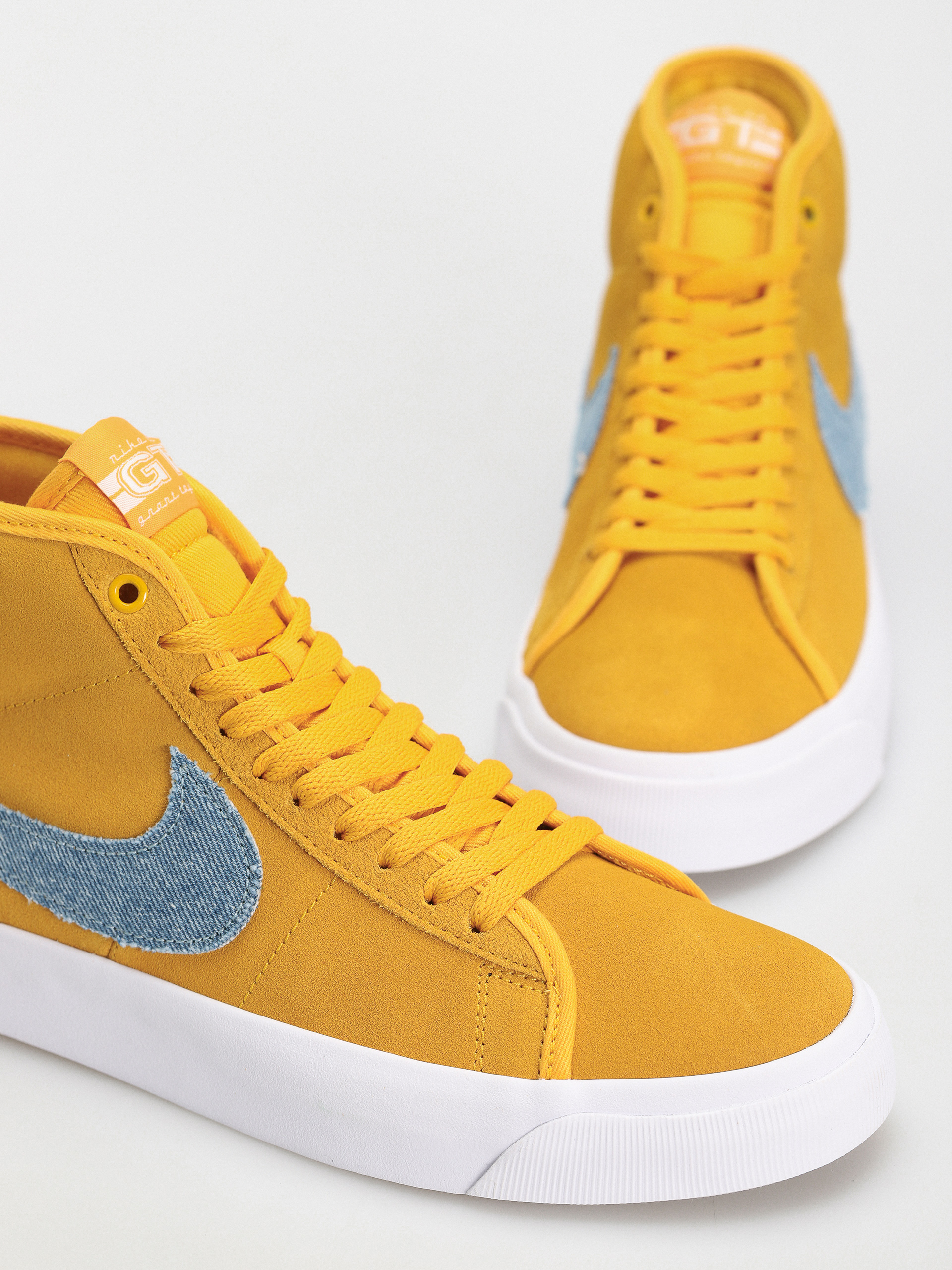 Boty Nike SB Zoom Blazer Mid Pro GT (university gold/game royal)