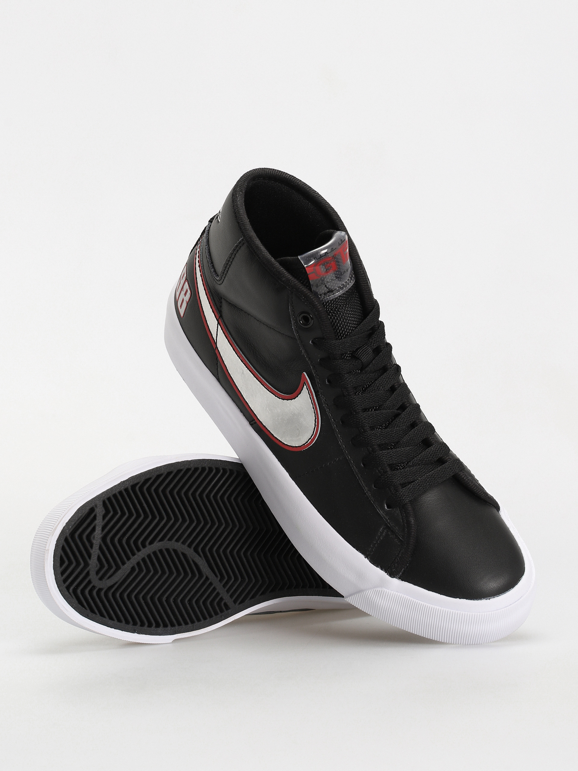 Boty Nike SB Zoom Blazer Mid Pro GT (black/metallic silver university red)
