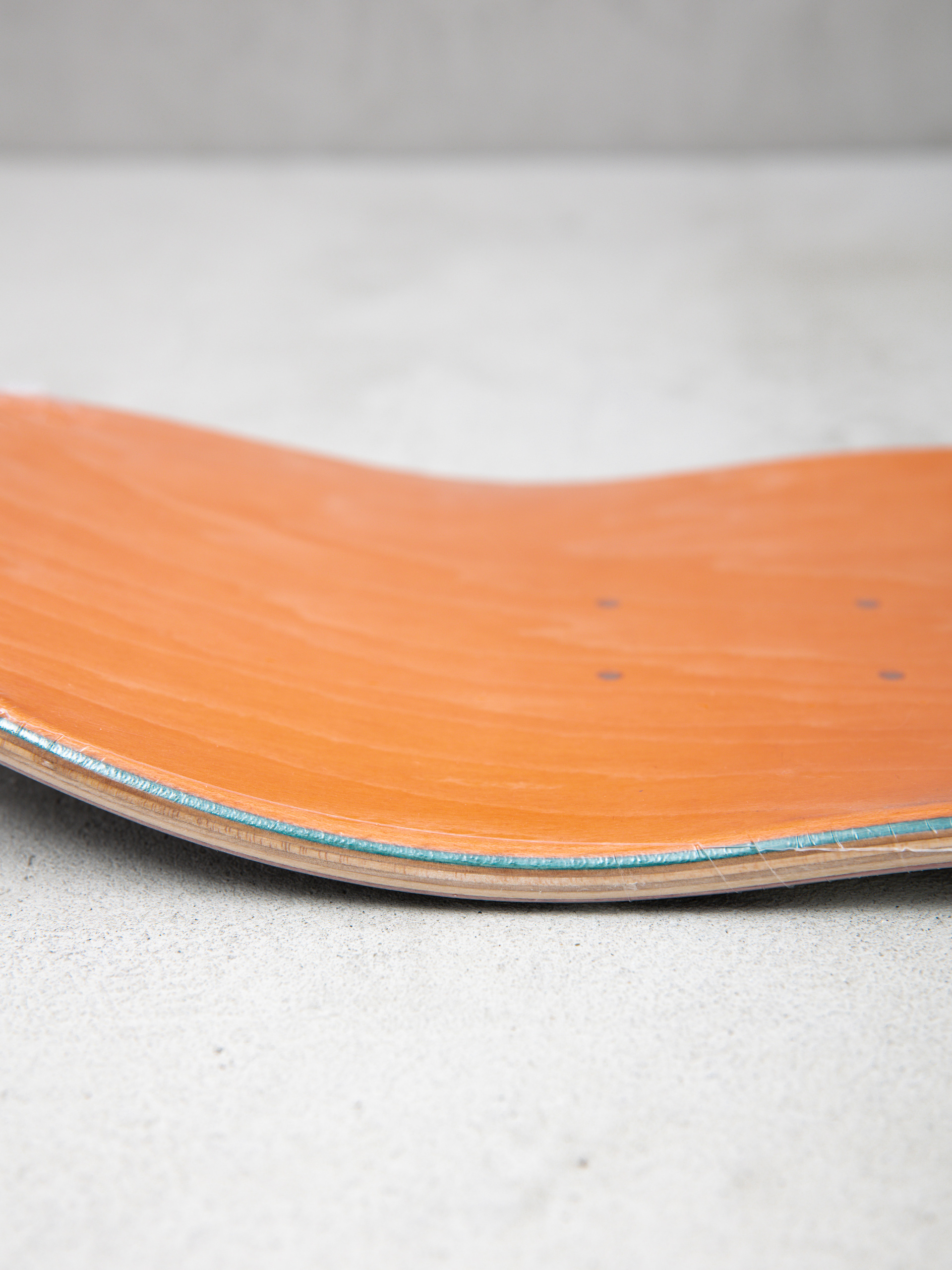 Deska Real Classic Oval (black/white)