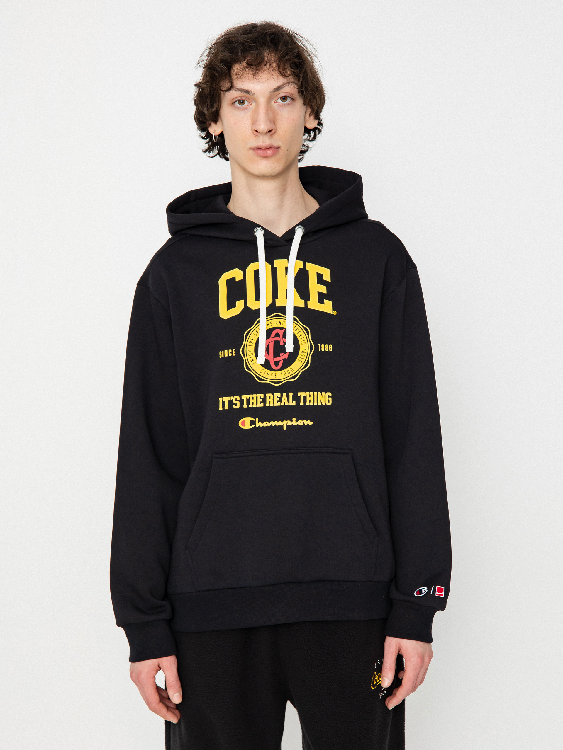 Mikina s kapucí Champion X Coca Cola Hooded Sweatshirt 220180 (nbk)