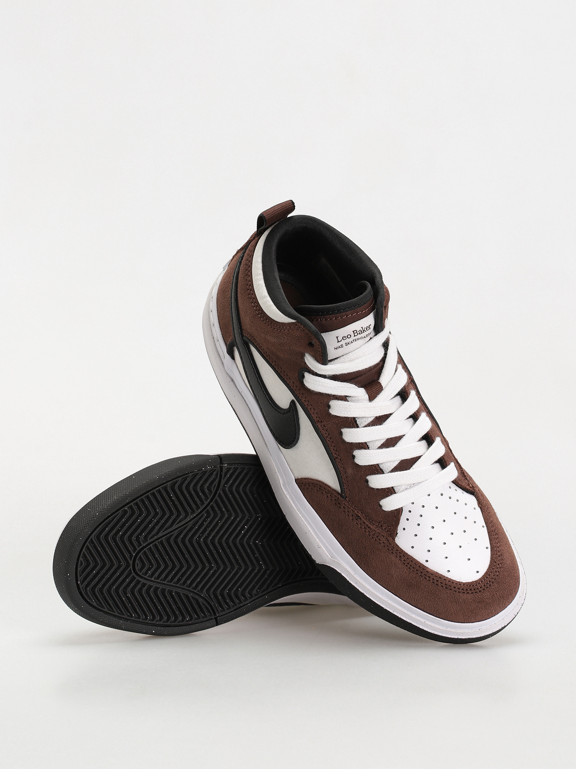 Boty Nike SB React Leo (lt chocolate/black white black)