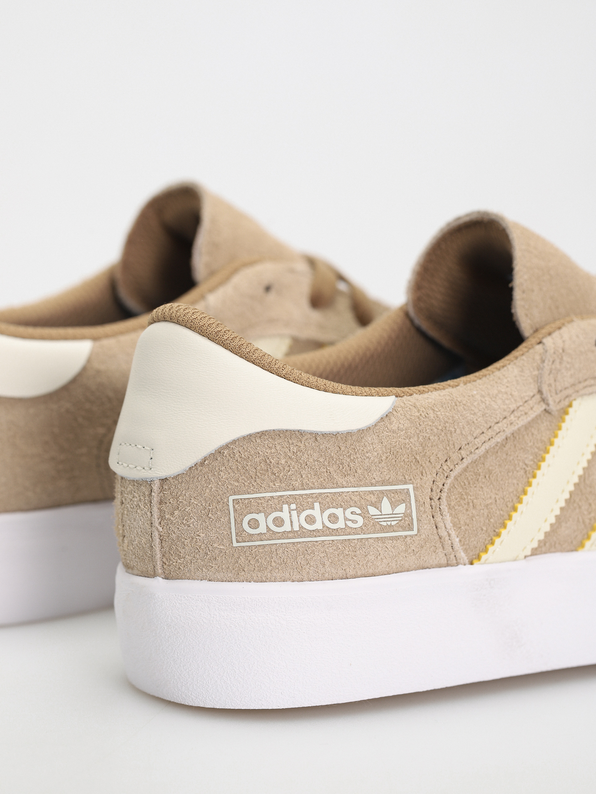 Boty adidas Matchbreak Super (cardbo/ivory/ftwwht)