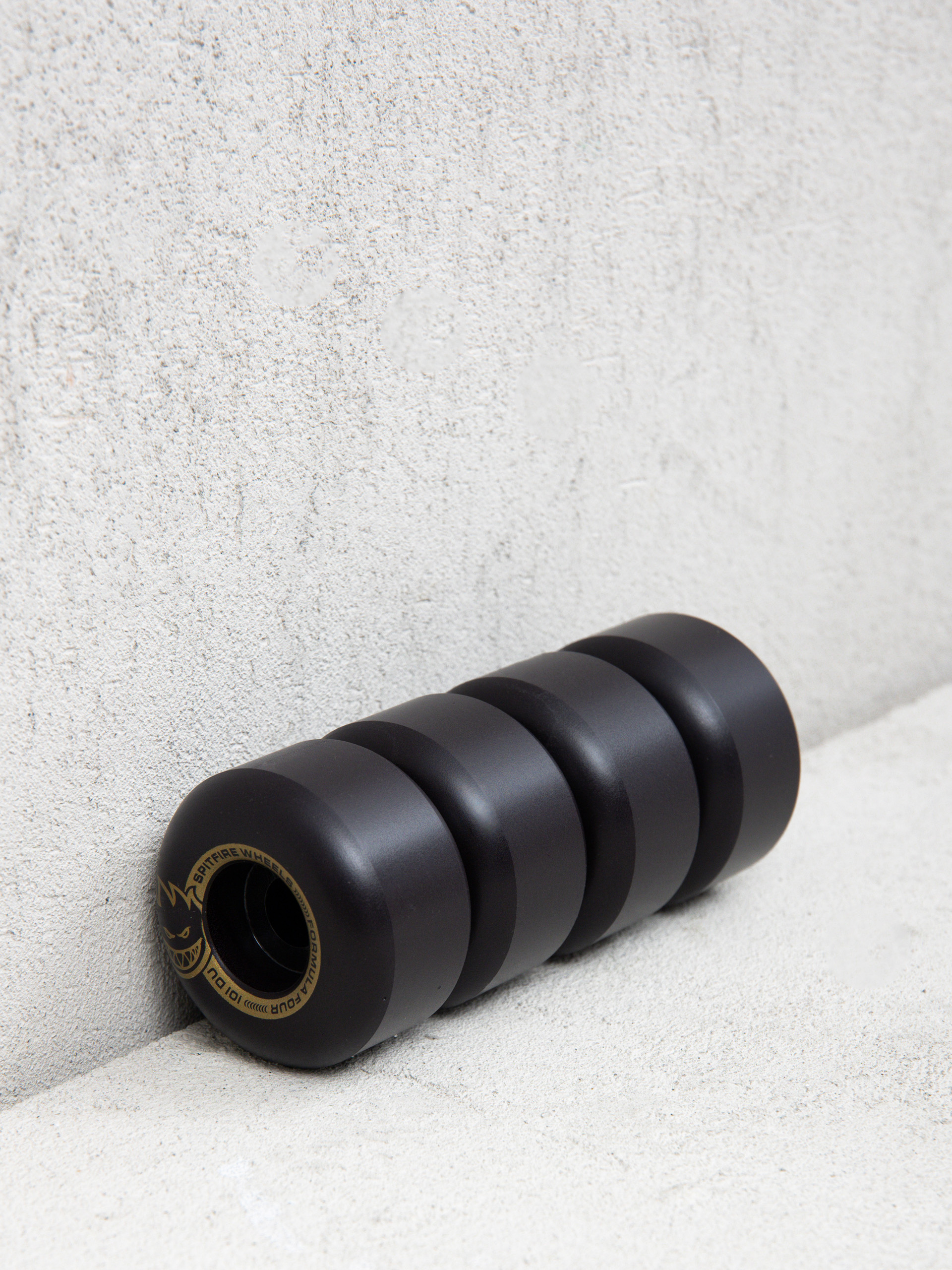 Kolečka Spitfire F4 101D Lil Smokies Radial (black/gold)