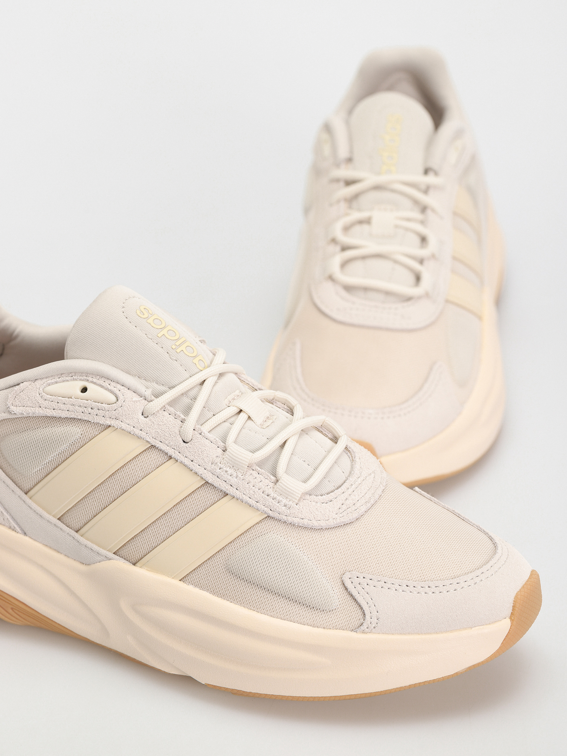 Boty adidas Ozelle (alumin/wonwhi/gum3)