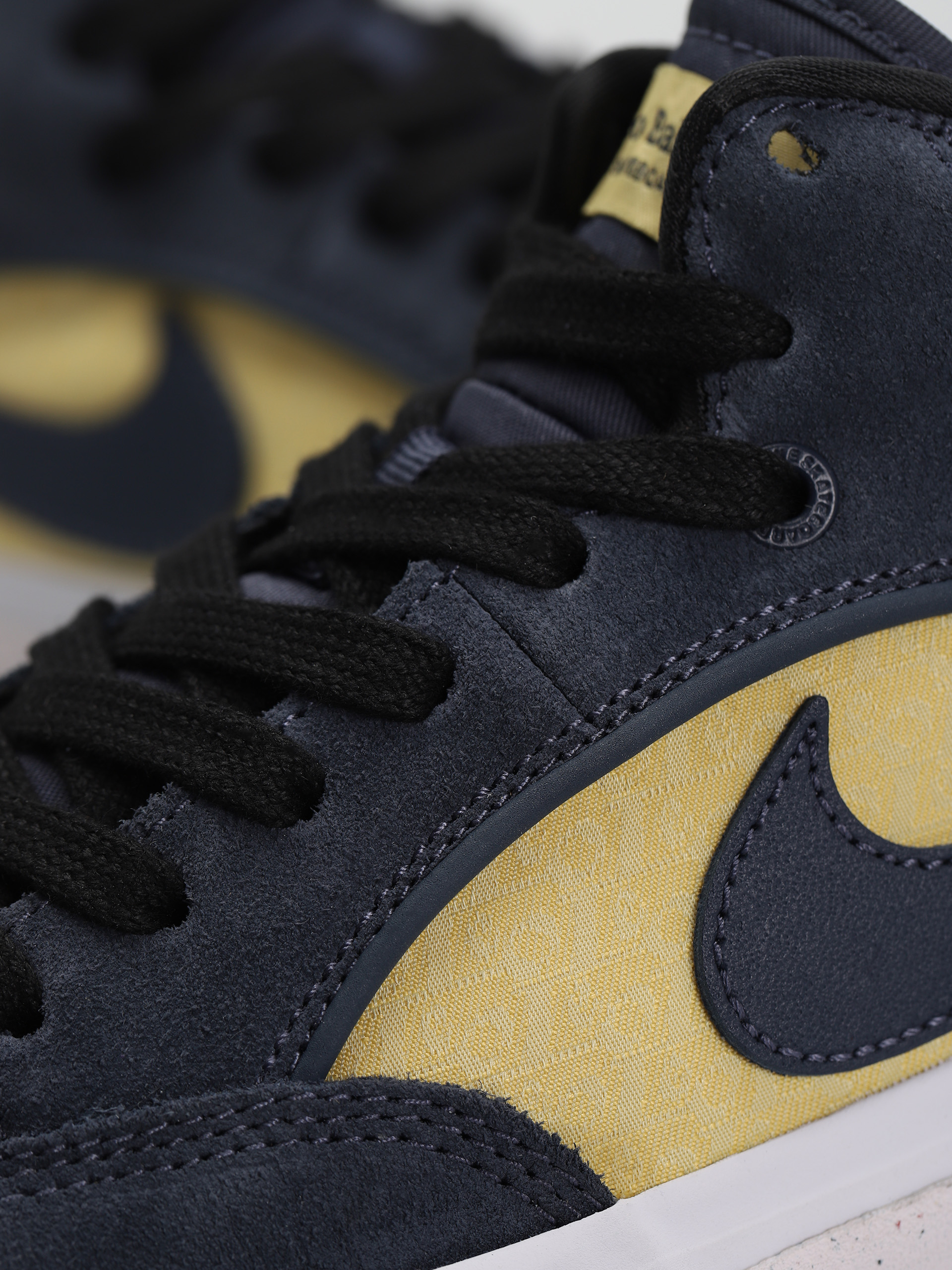 Boty Nike SB React Leo (thunder blue/thunder blue saturn gold)