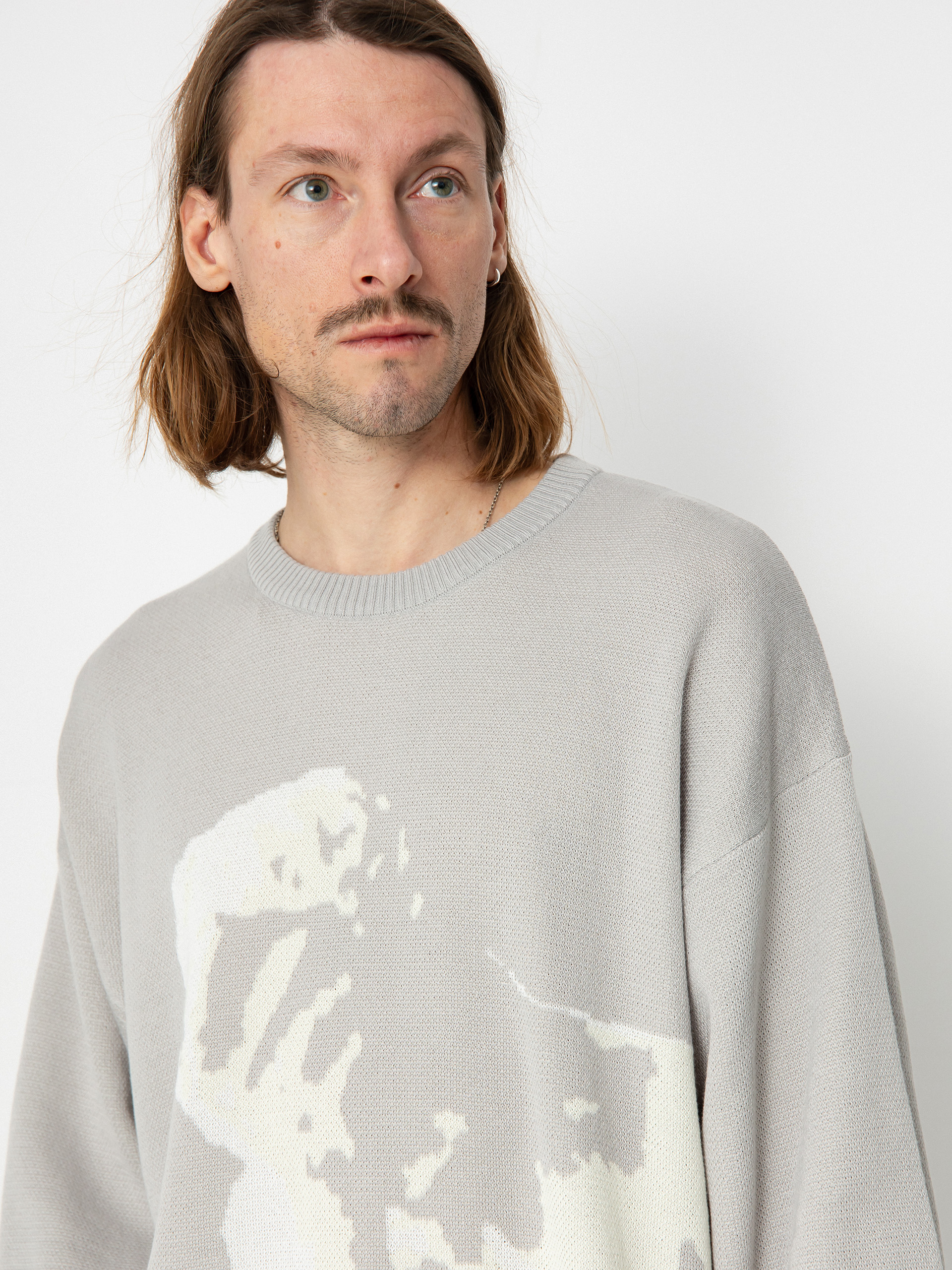 Svetr Nike SB GFX Knitted (lt iron ore)