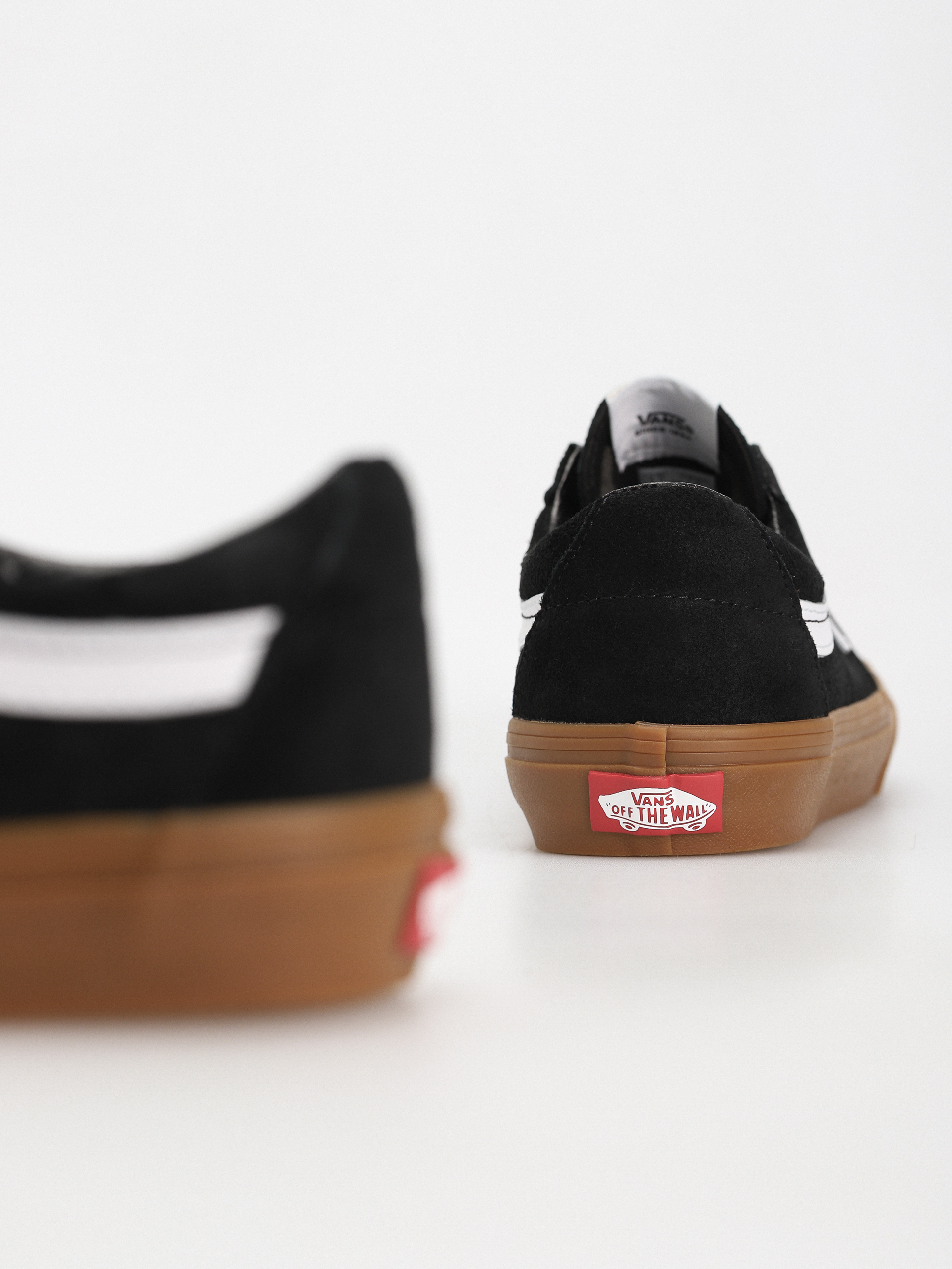 Boty Vans Sk8 Low (black/gum)
