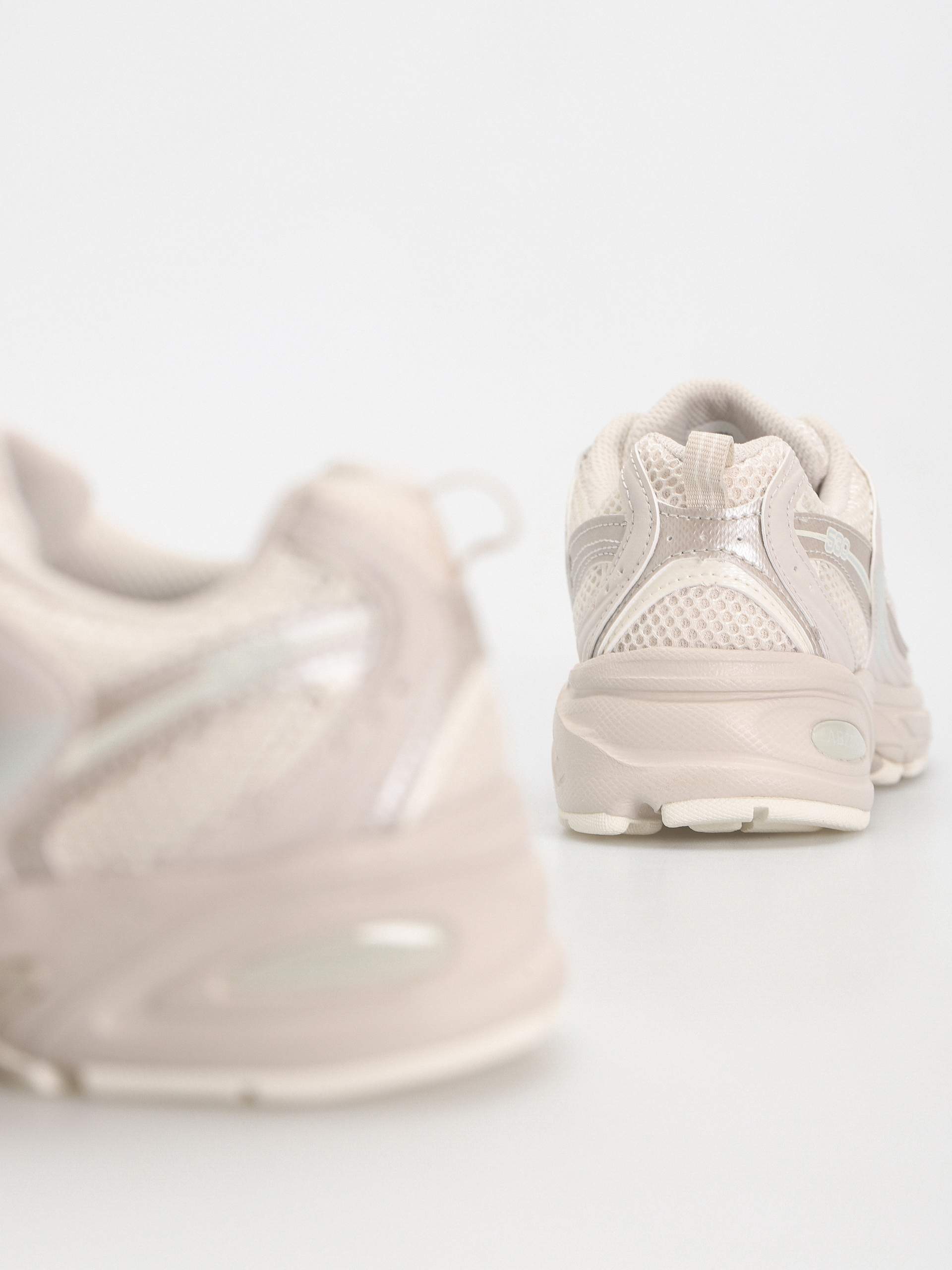 Boty New Balance 530 (moonbeam)