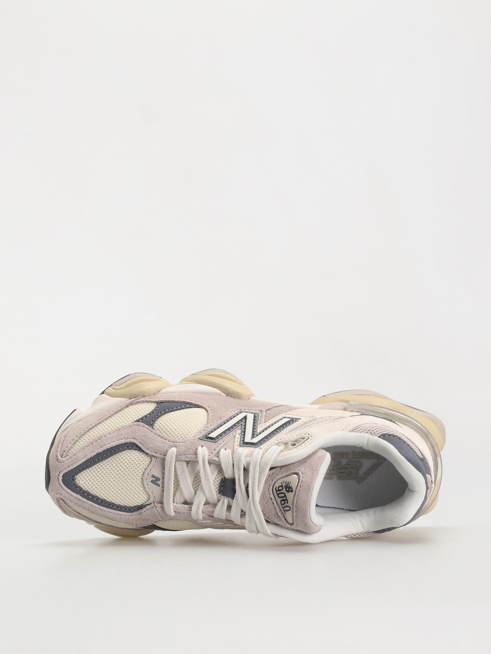 Boty New Balance 9060 (moonrock linen)