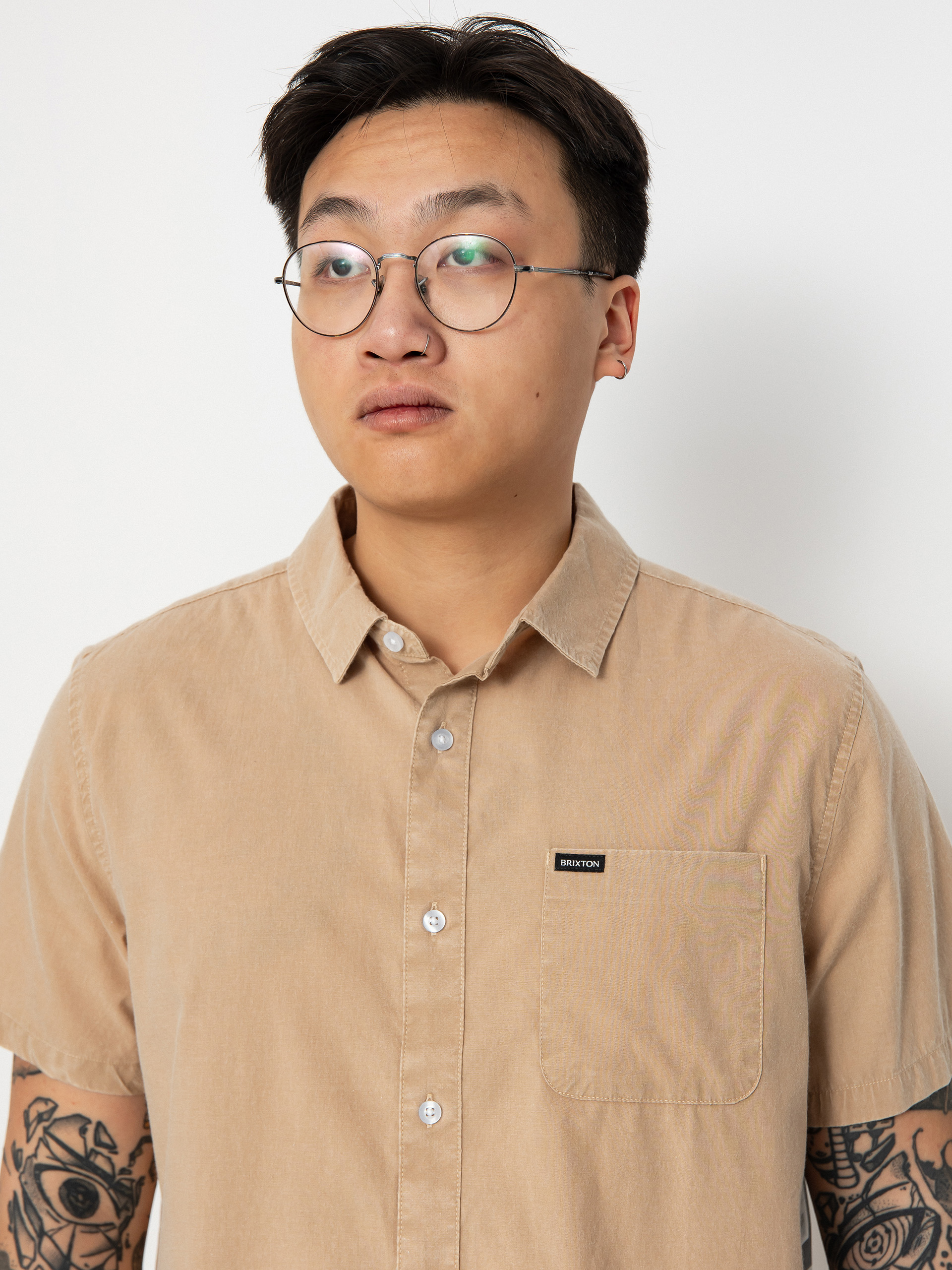 Košile Brixton Charter Sol Wash Wvn (oat milk sol wash)