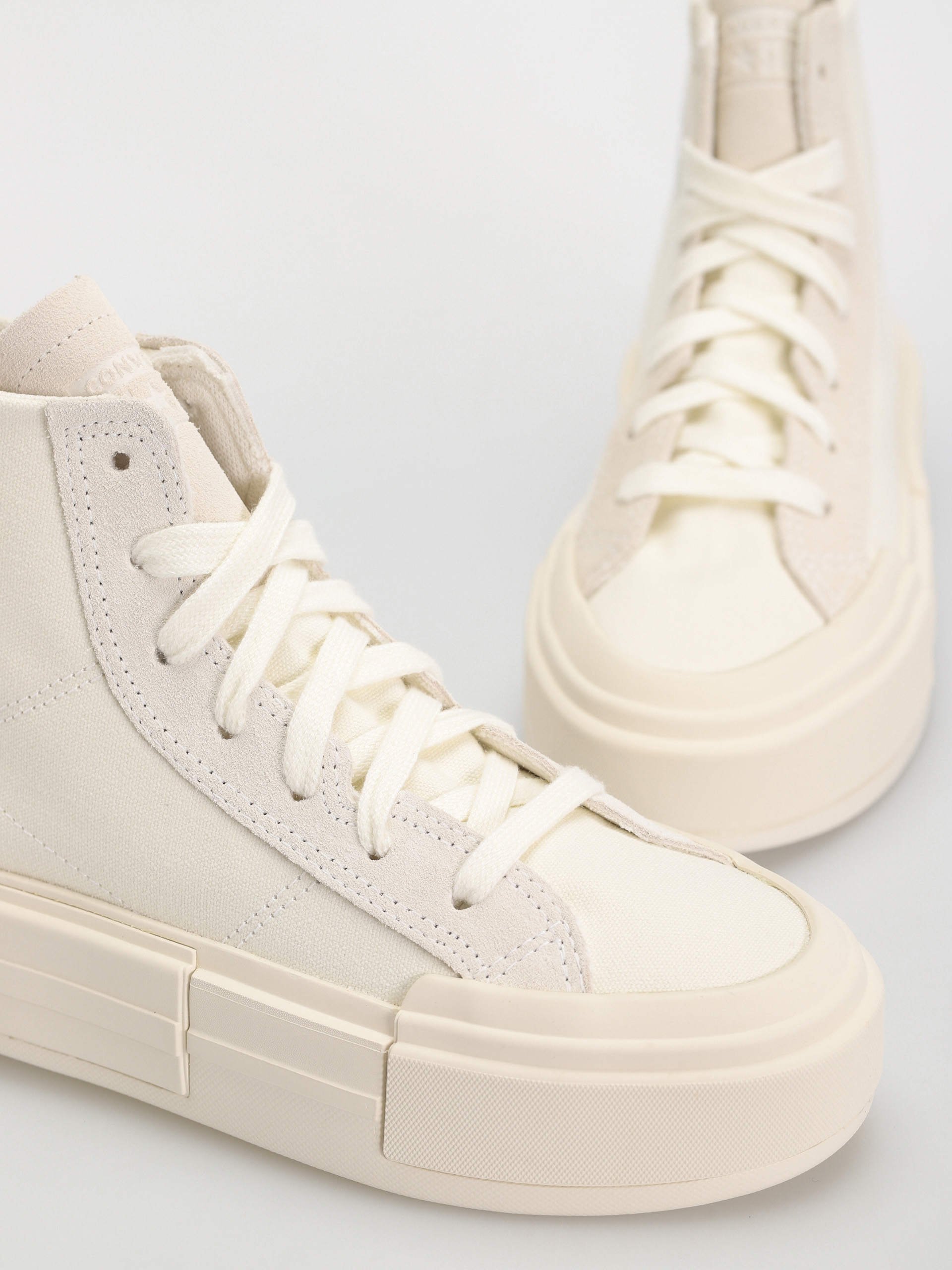 Tenisky Converse Chuck Taylor All Star Cruise Hi (khaki/off white)