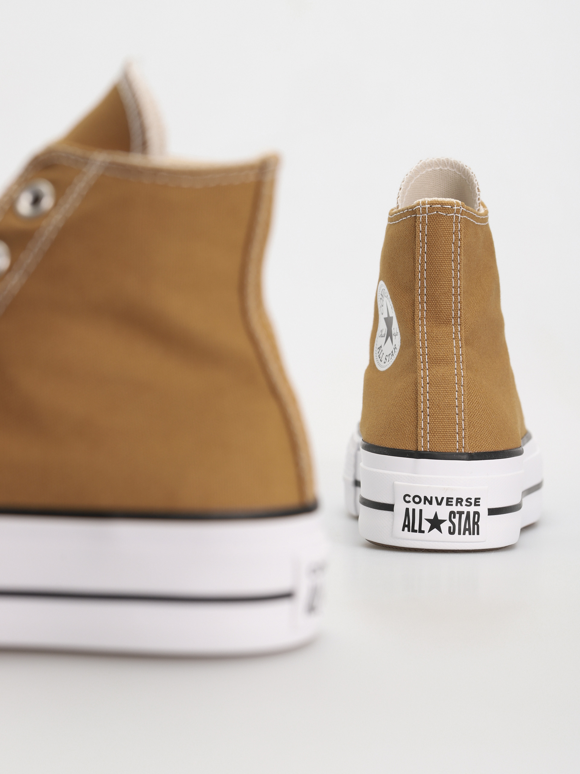 Tenisky Converse Chuck Taylor All Star Lift Hi Wmn (sesame)