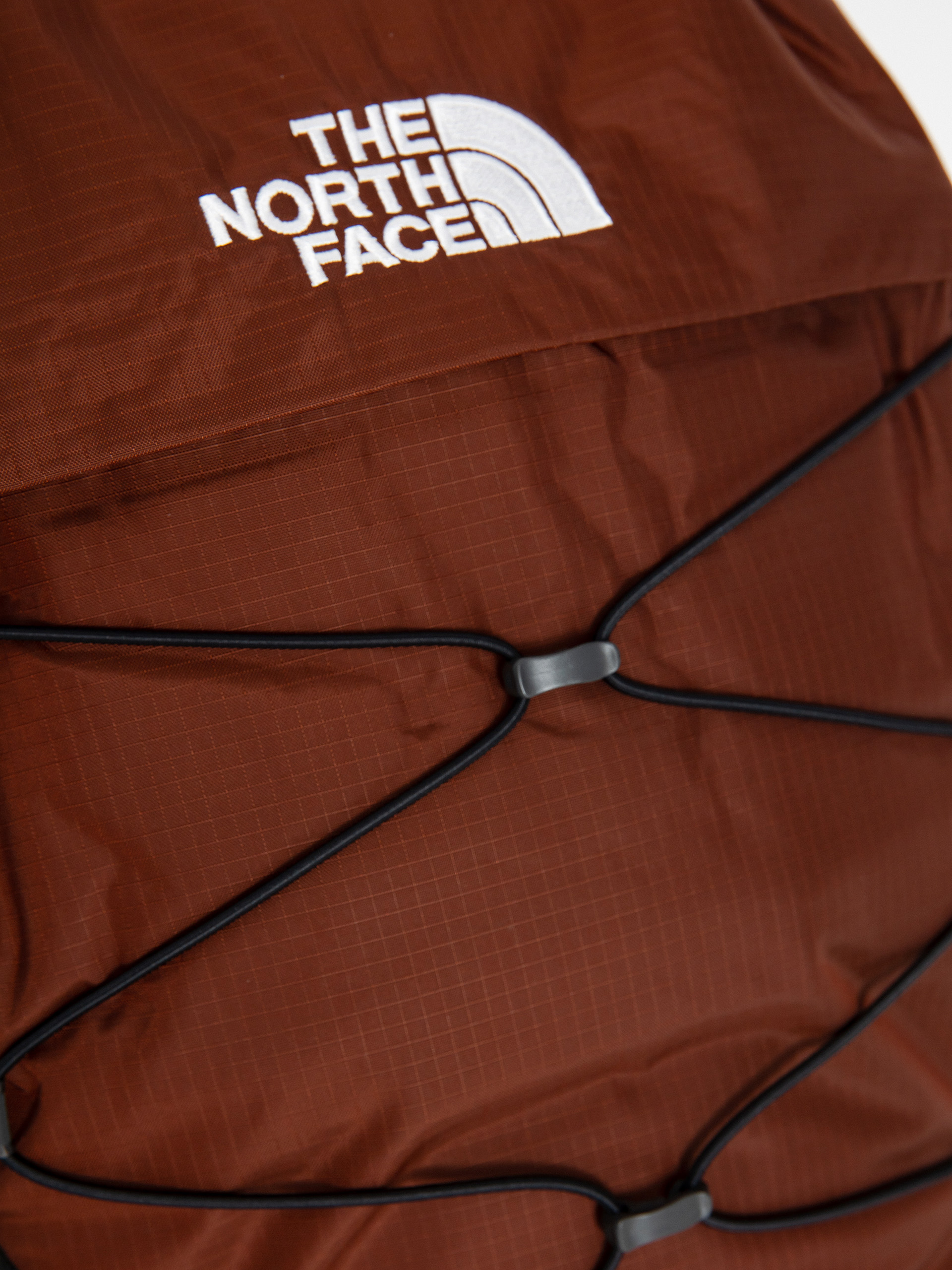 Batoh The North Face Borealis (dark oak/tnf black)