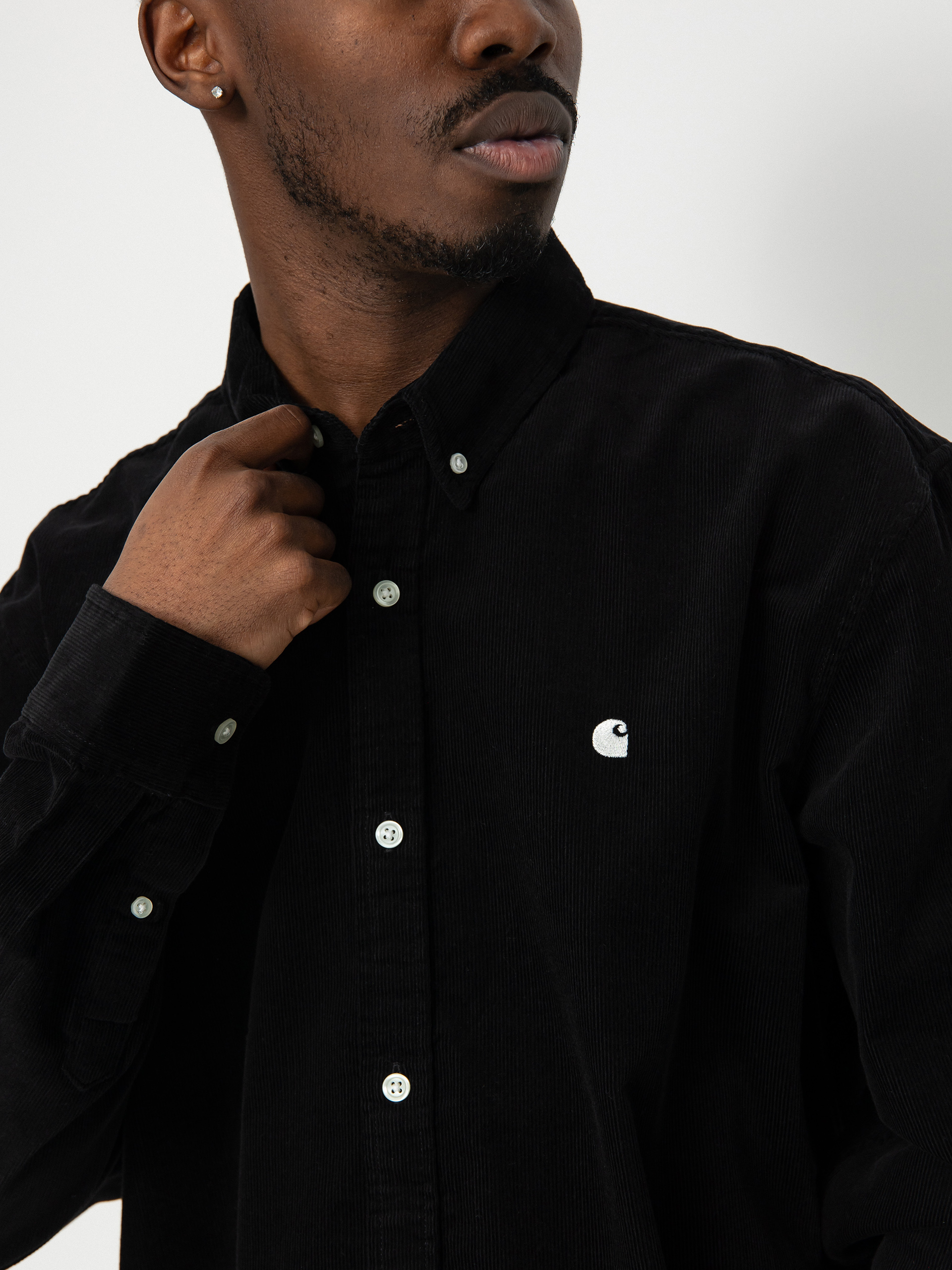 Košile Carhartt WIP Madison Fine Cord (black/wax)