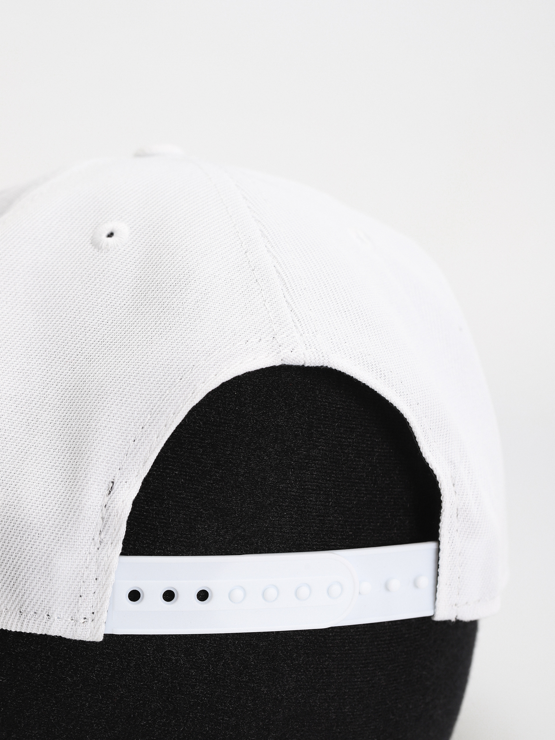 Kšiltovka  New Era Repreve 9Fifty Los Angeles Lakers (white/purple)