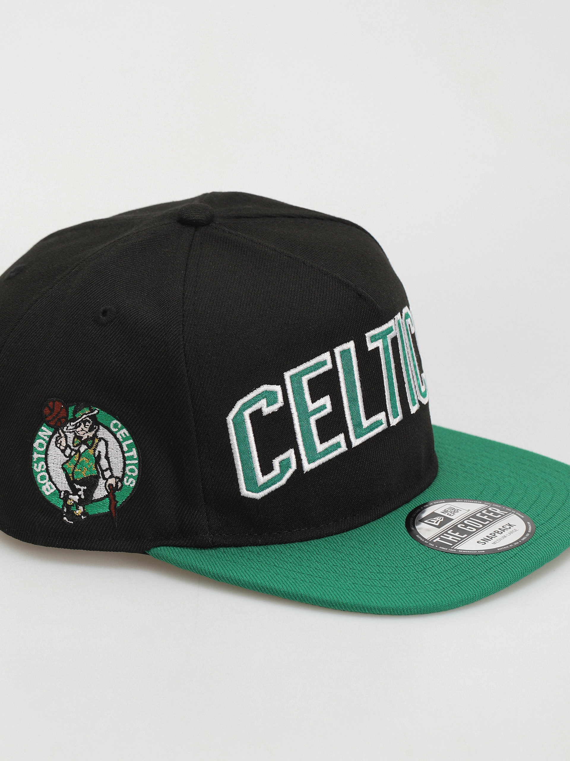 Kšiltovka  New Era NBA Golfer Boston Celtics (black/green)