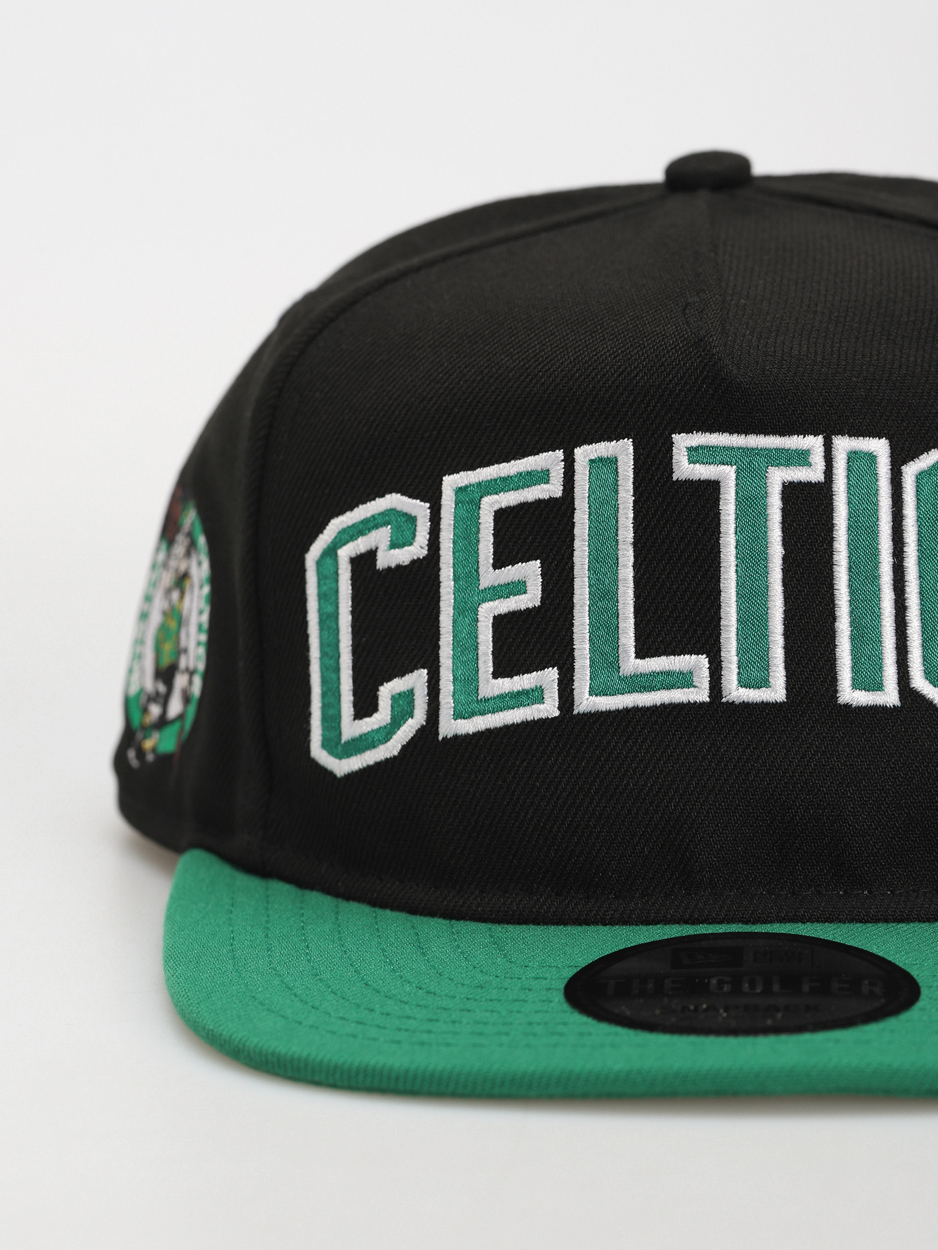 Kšiltovka  New Era NBA Golfer Boston Celtics (black/green)