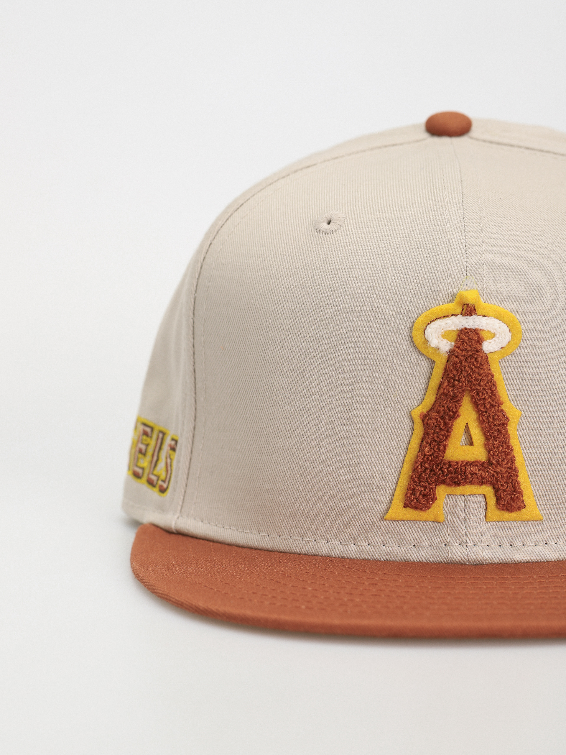 Kšiltovka  New Era Boucle 59Fifty Anaheim Angels (stone/brown)
