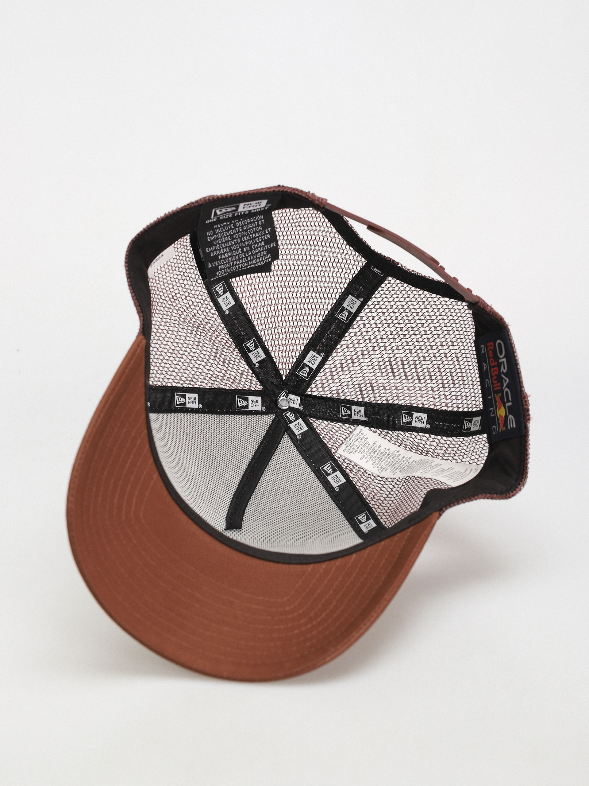 Kšiltovka  New Era Red Bull F1 Seasonal Patch Trucker (brown/stone)