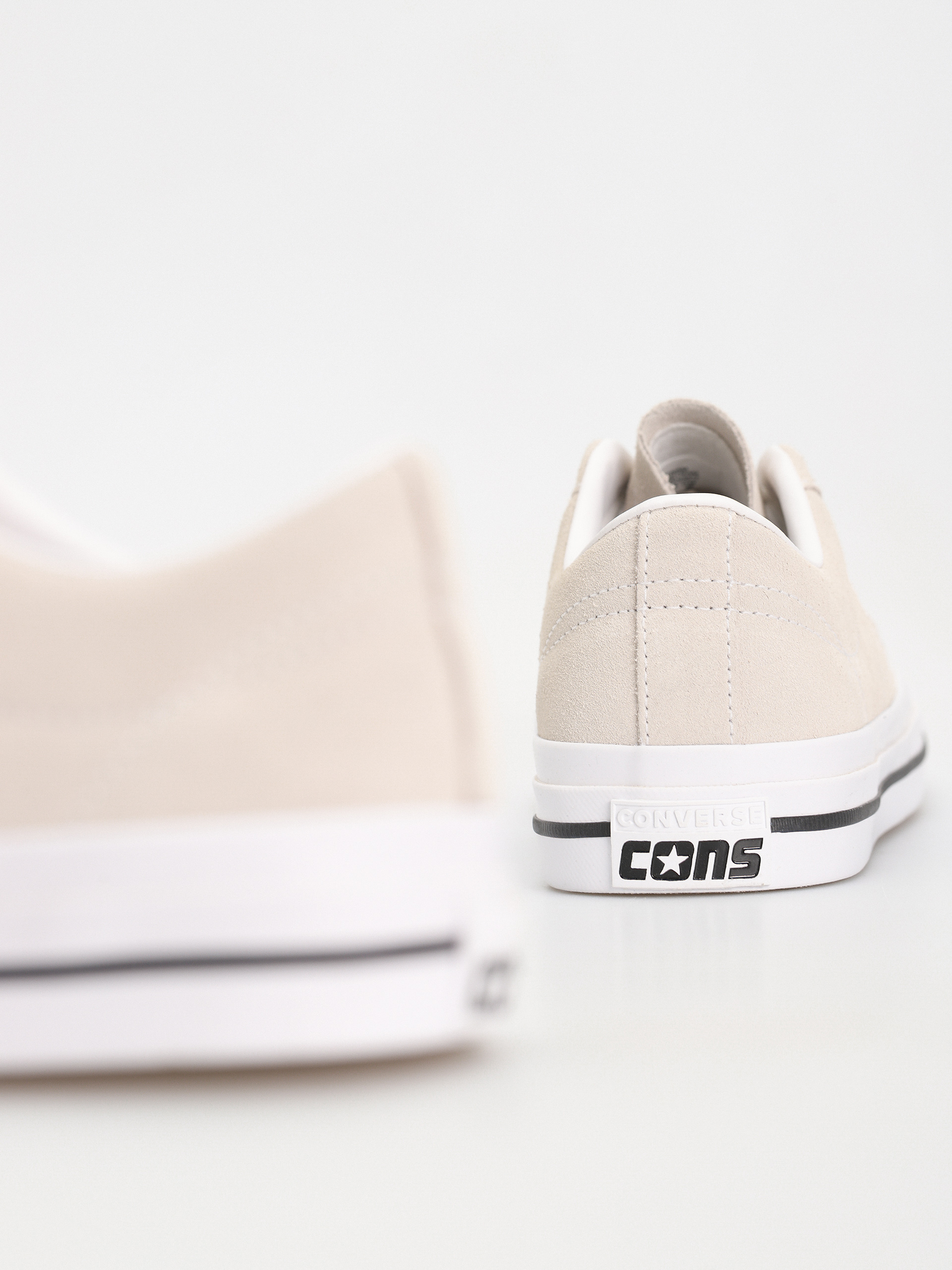 Boty Converse One Star Pro (bone)