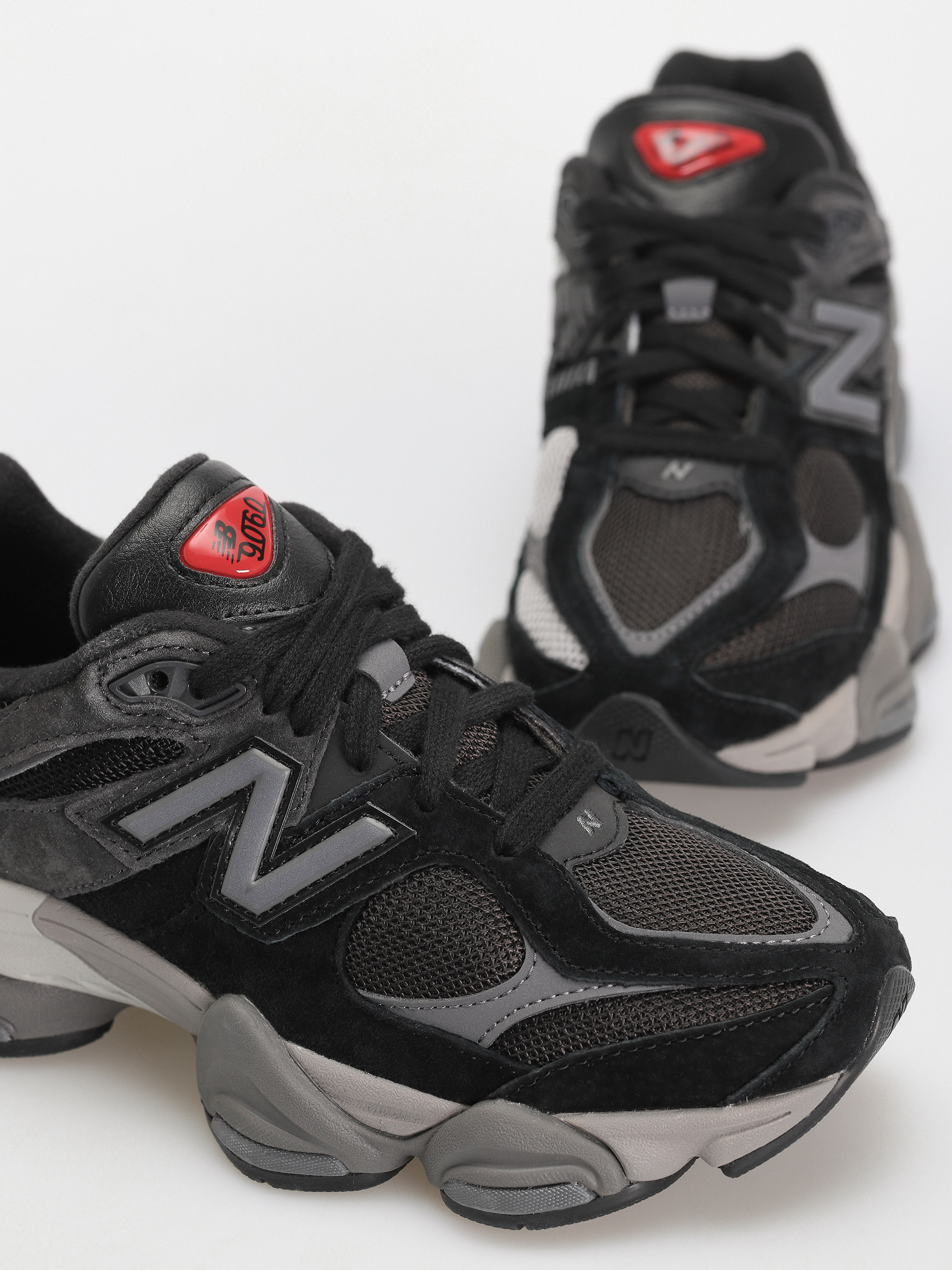 Boty New Balance 9060 (black castlerock grey)