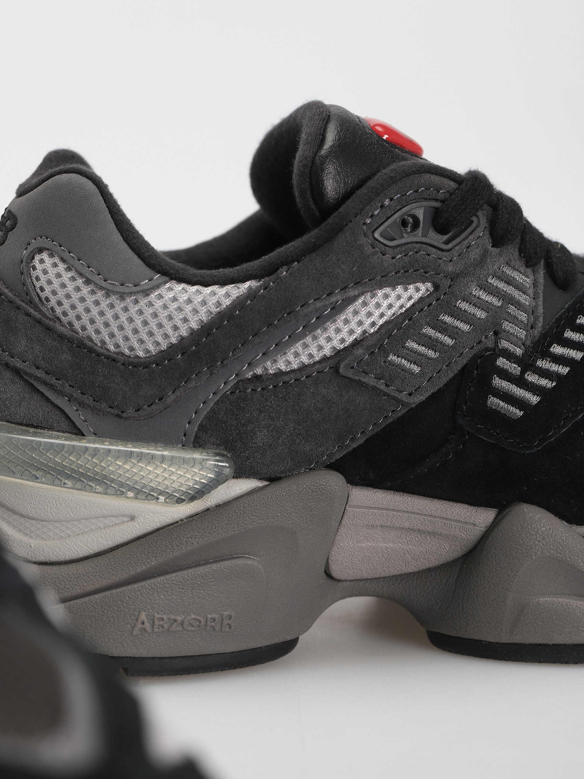 Boty New Balance 9060 (black castlerock grey)