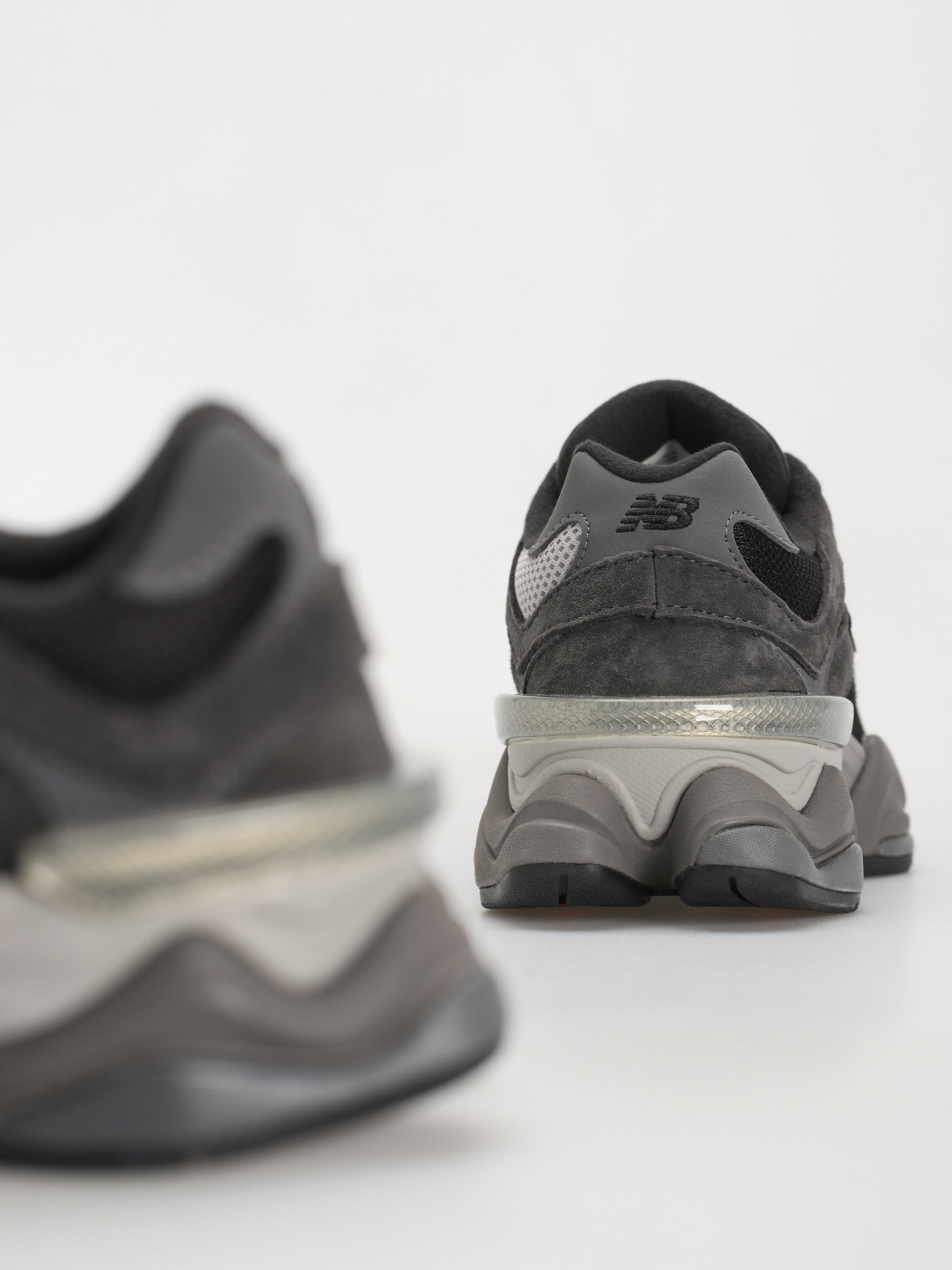 Boty New Balance 9060 (black castlerock grey)