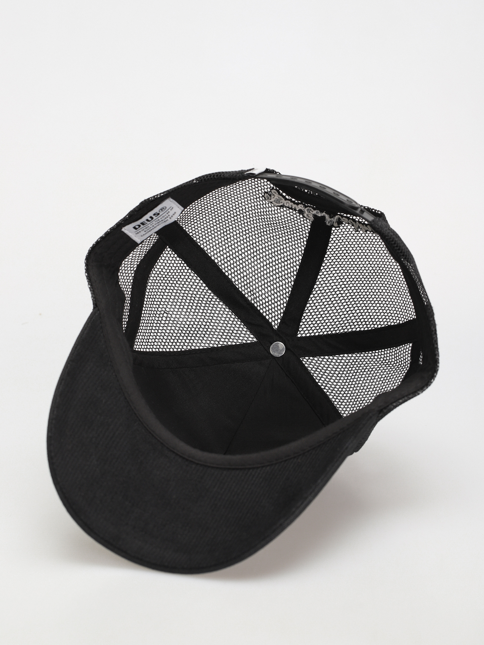 Kšiltovka  Deus Ex Machina Pill Trucker (black)