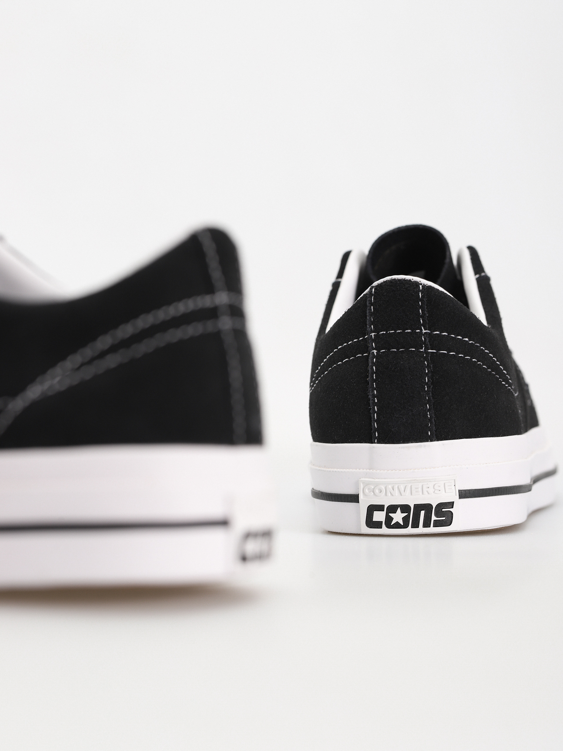 Boty Converse One Star Pro TN+ (black)