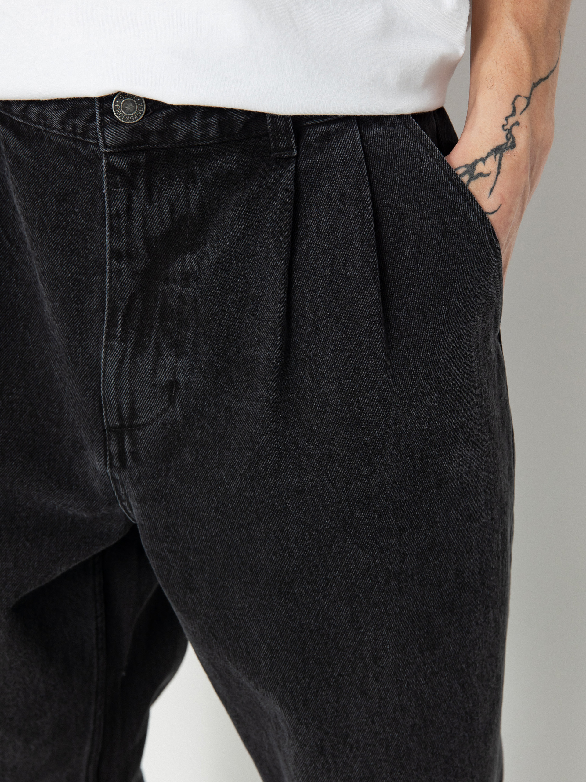 Kalhoty OBEY Fubar Pleated Denim (faded black)