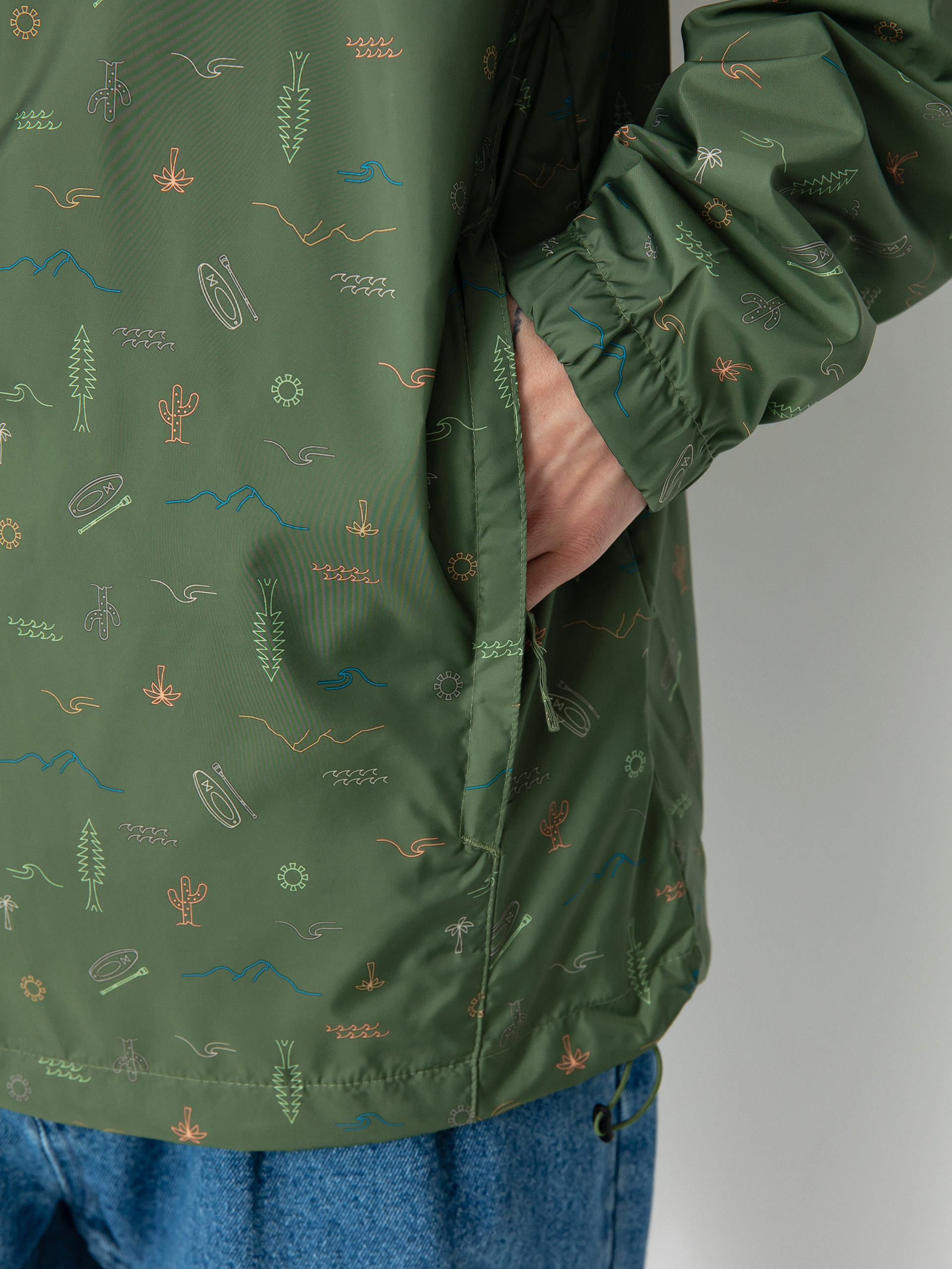 Bunda Columbia Flash Challenger (canteen explorer multi print)