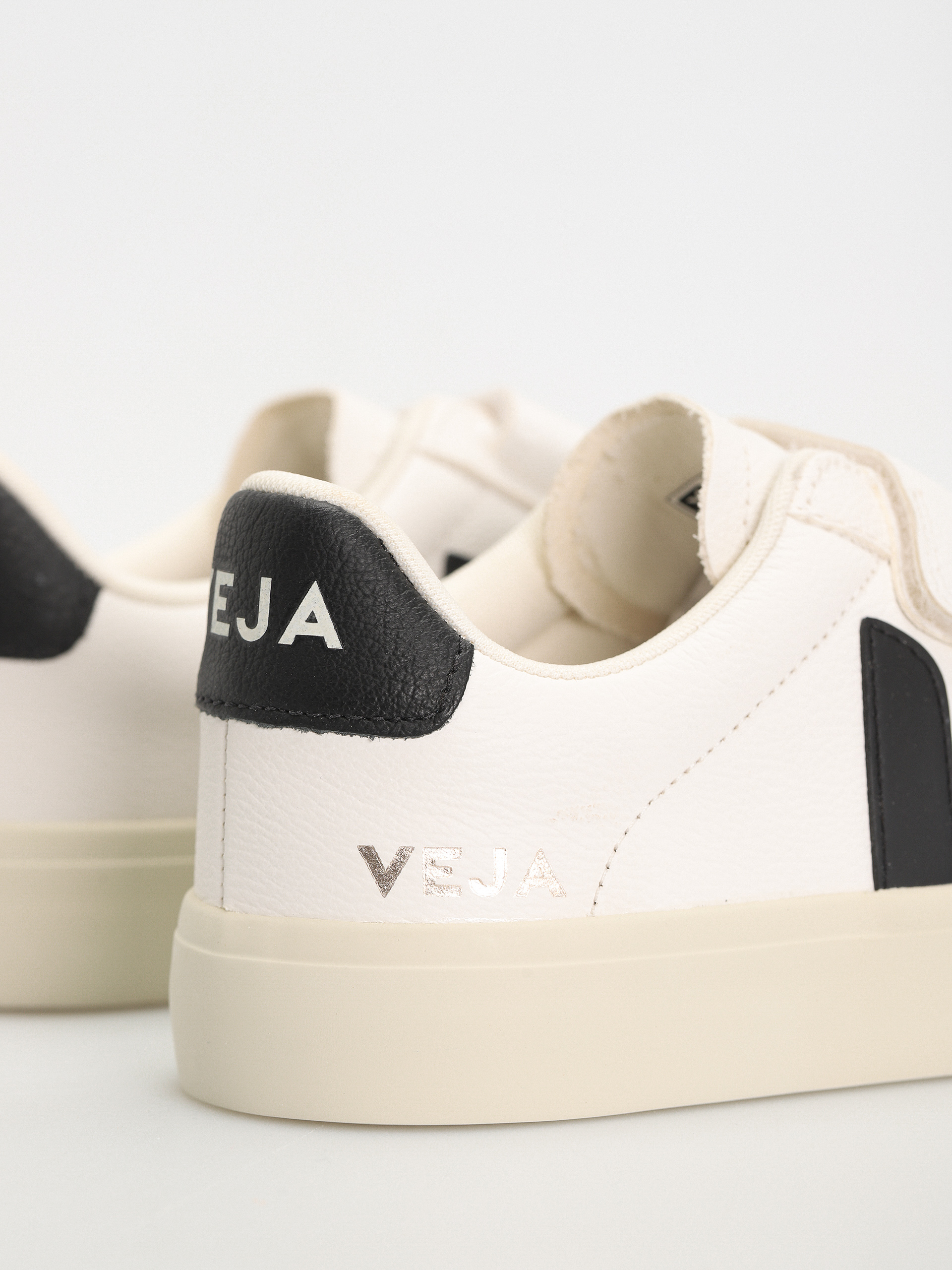 Boty Veja Recife Logo Wmn (extra white black)