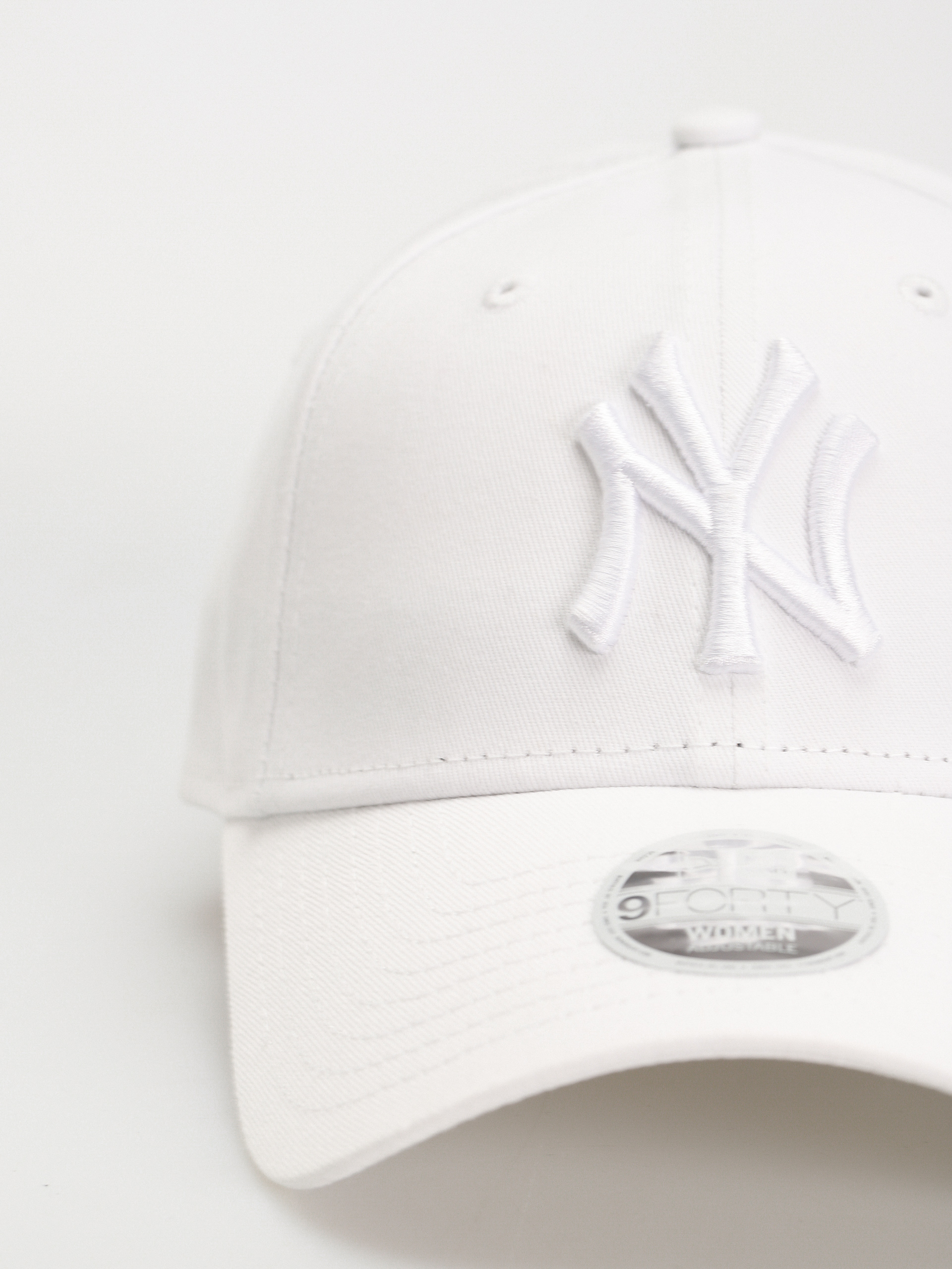 Kšiltovka  New Era League Essential 9Forty New York Yankees Wmn (white/white)