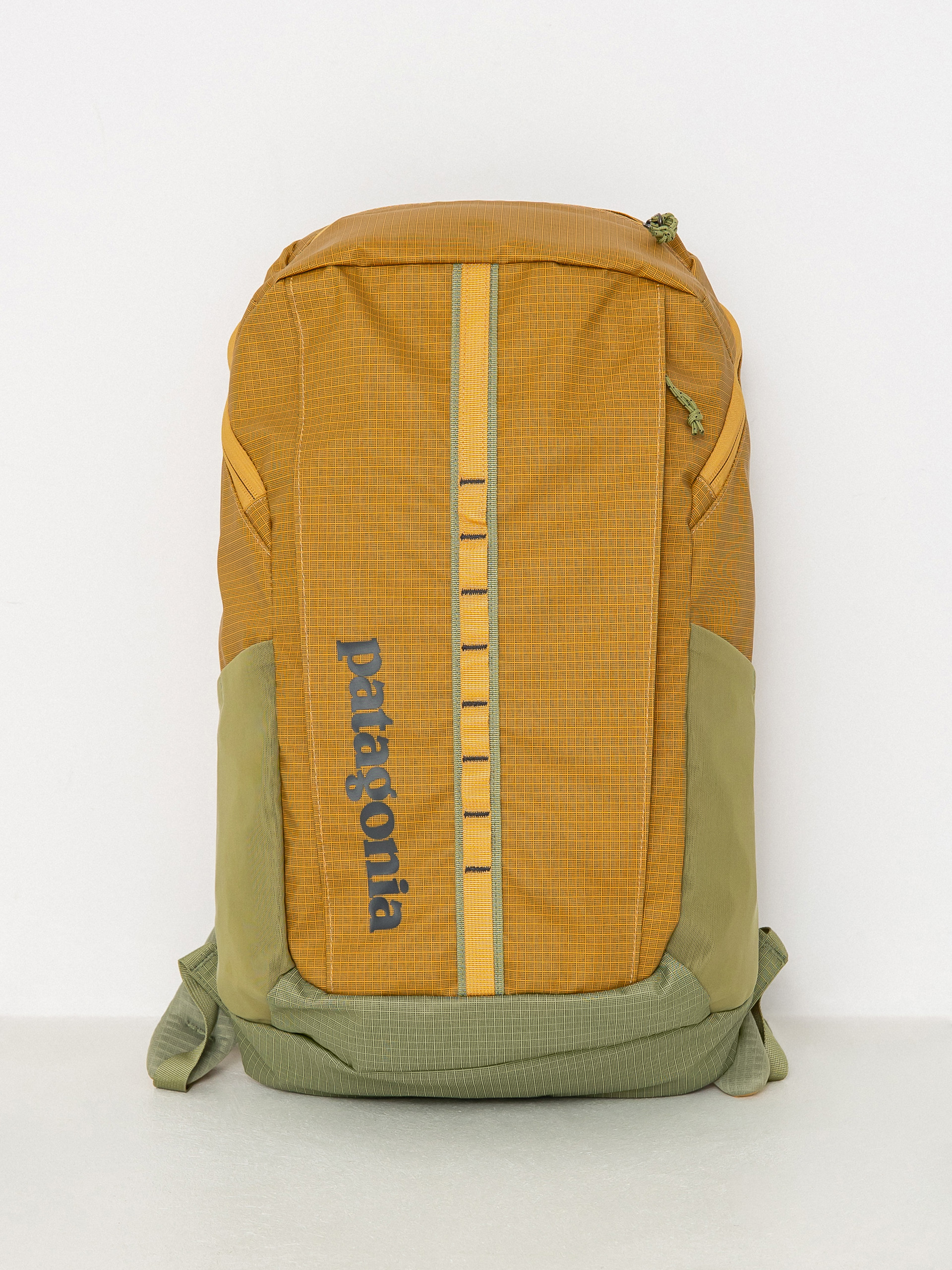 Batoh Patagonia Black Hole Pack 25L (pufferfish gold)