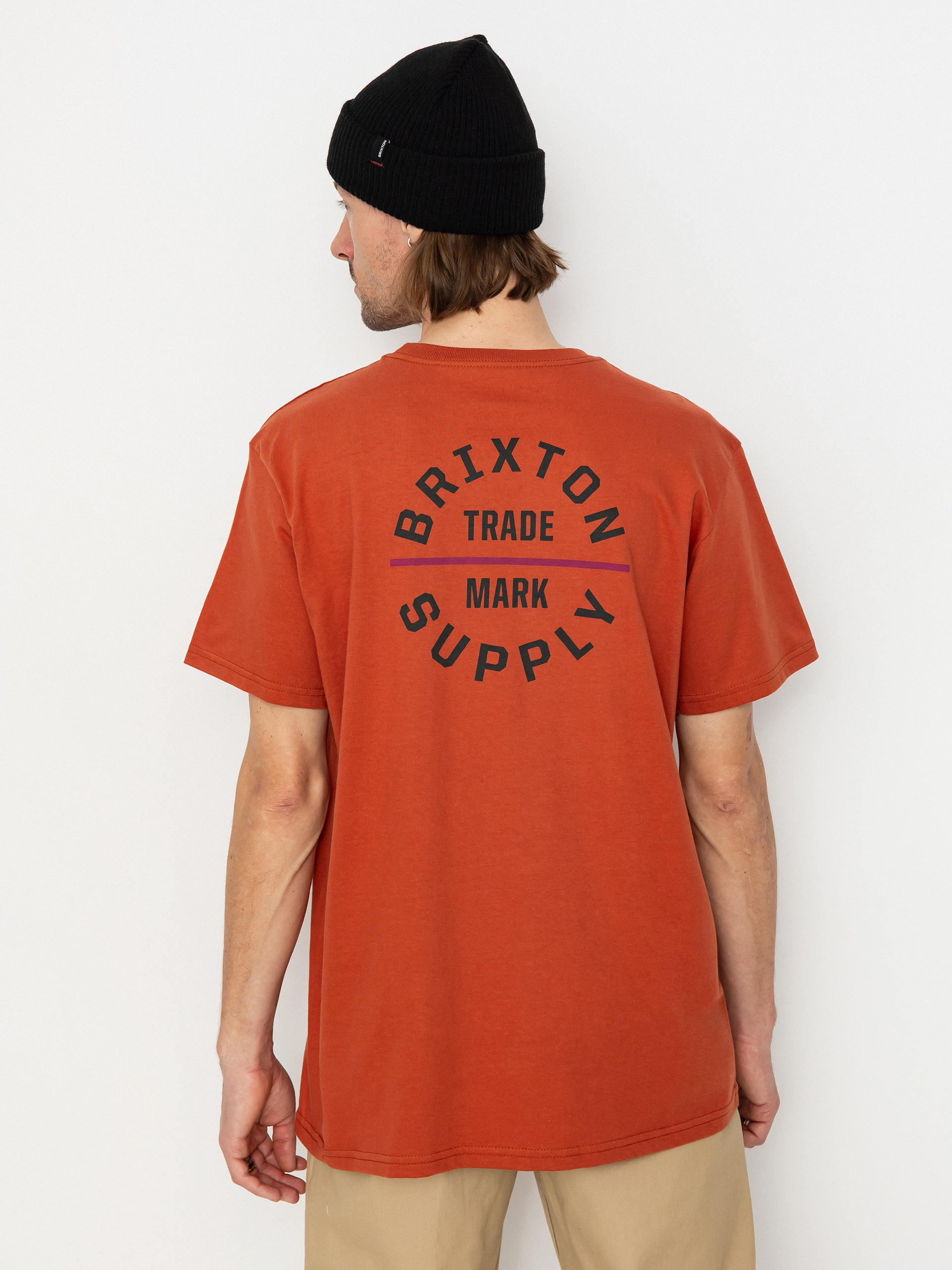 Tričko Brixton Oath V Stt (terracotta/washed black/cranbe)