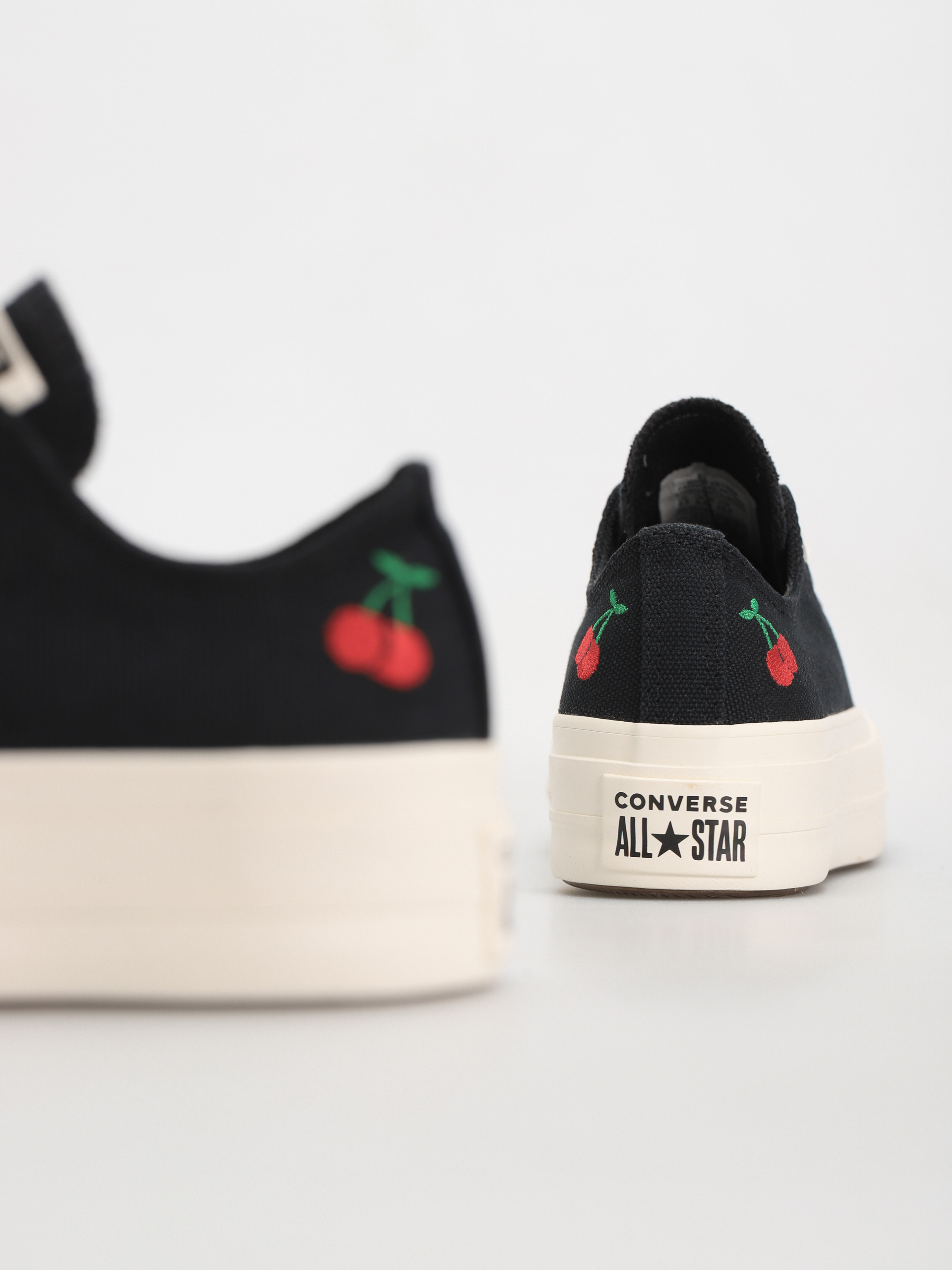 Tenisky Converse Chuck Taylor All Star Lift Wmn (black)