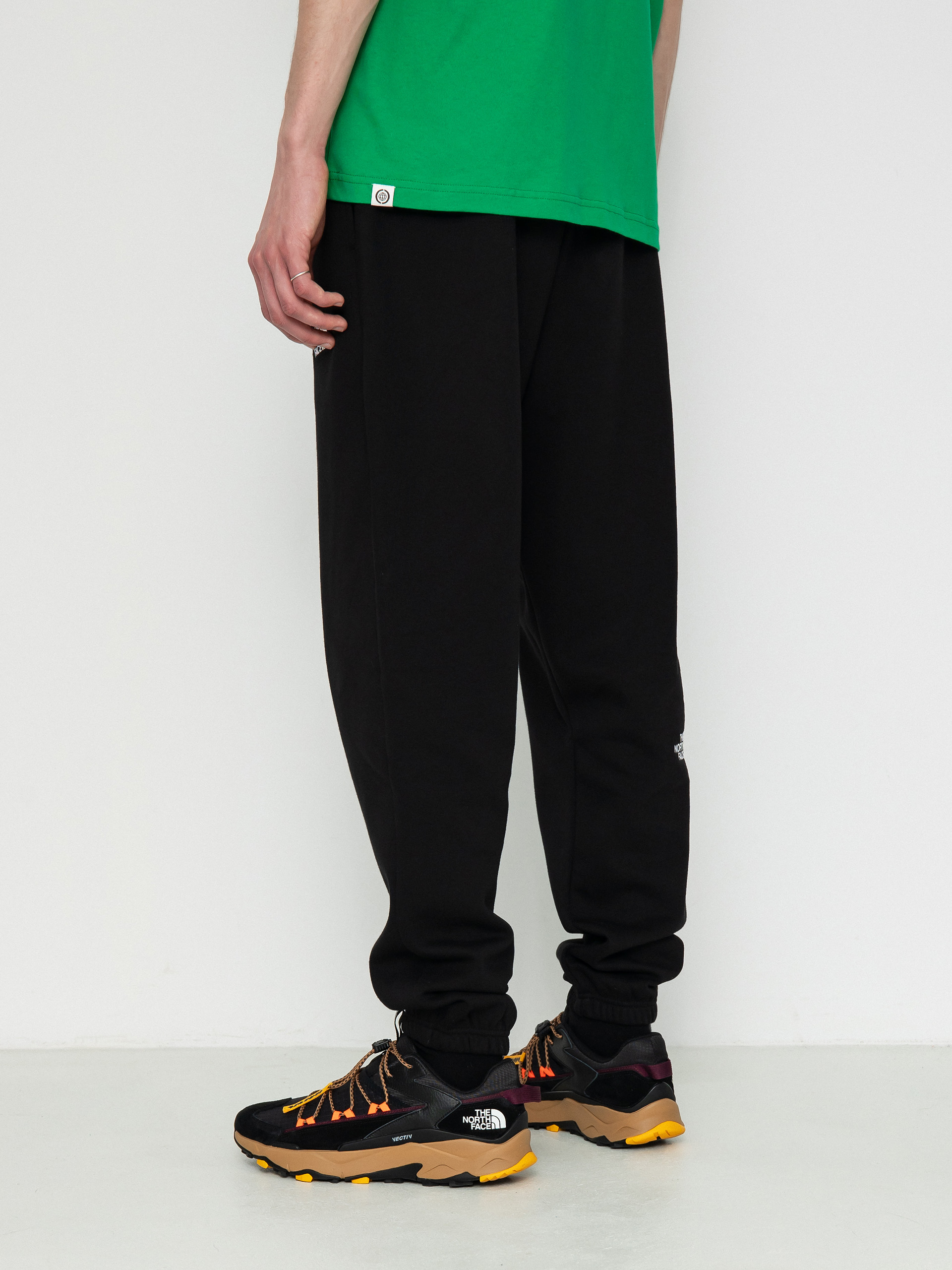 Kalhoty The North Face Essential Jogger (tnf black)