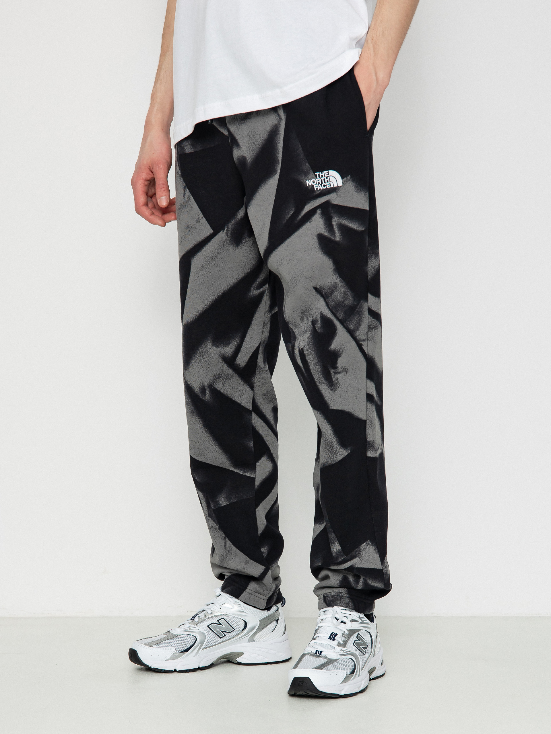 Kalhoty The North Face Essential Jogger Print (smoked pearl garment fo)