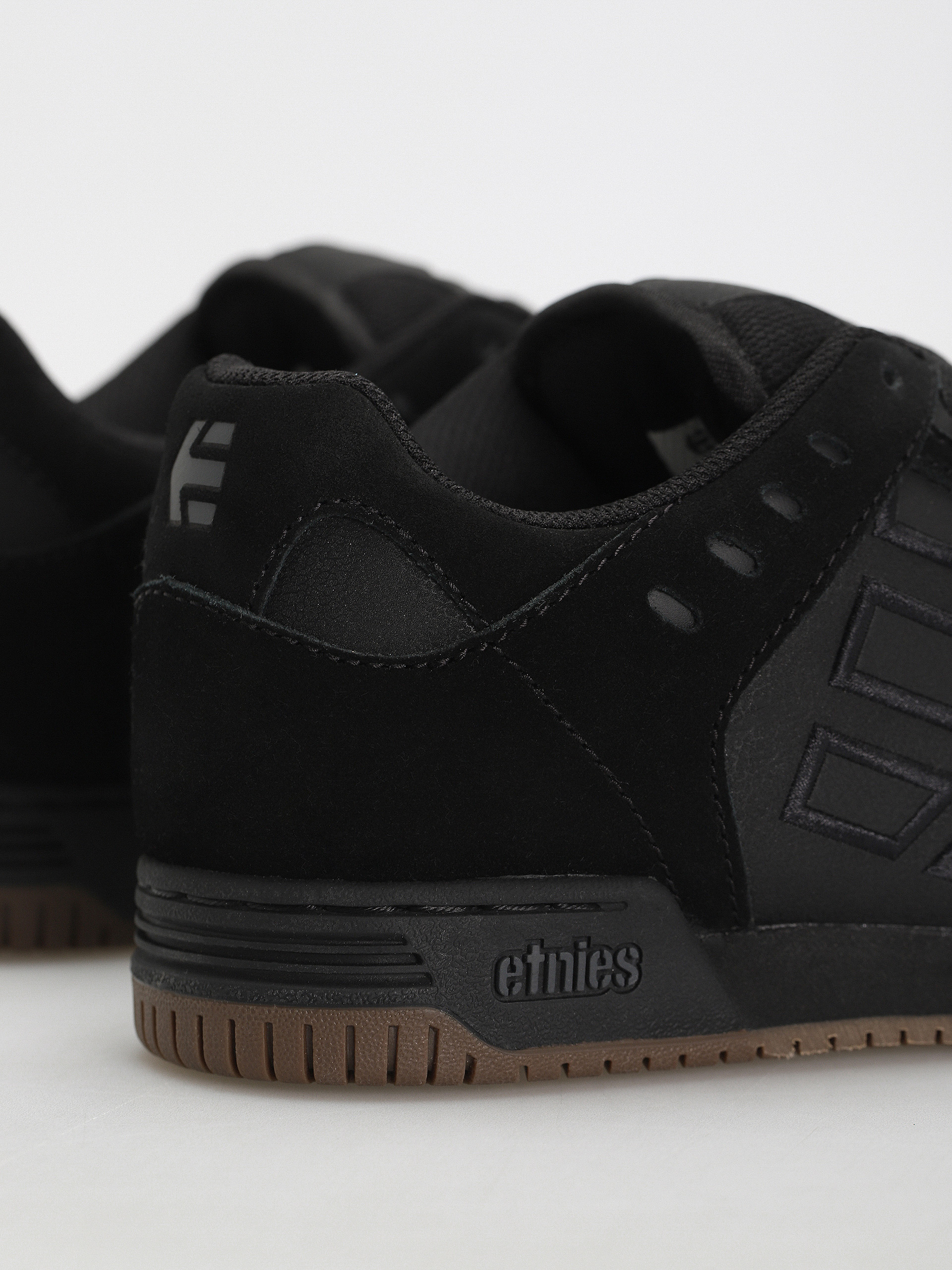 Boty Etnies Faze (black/black/gum)