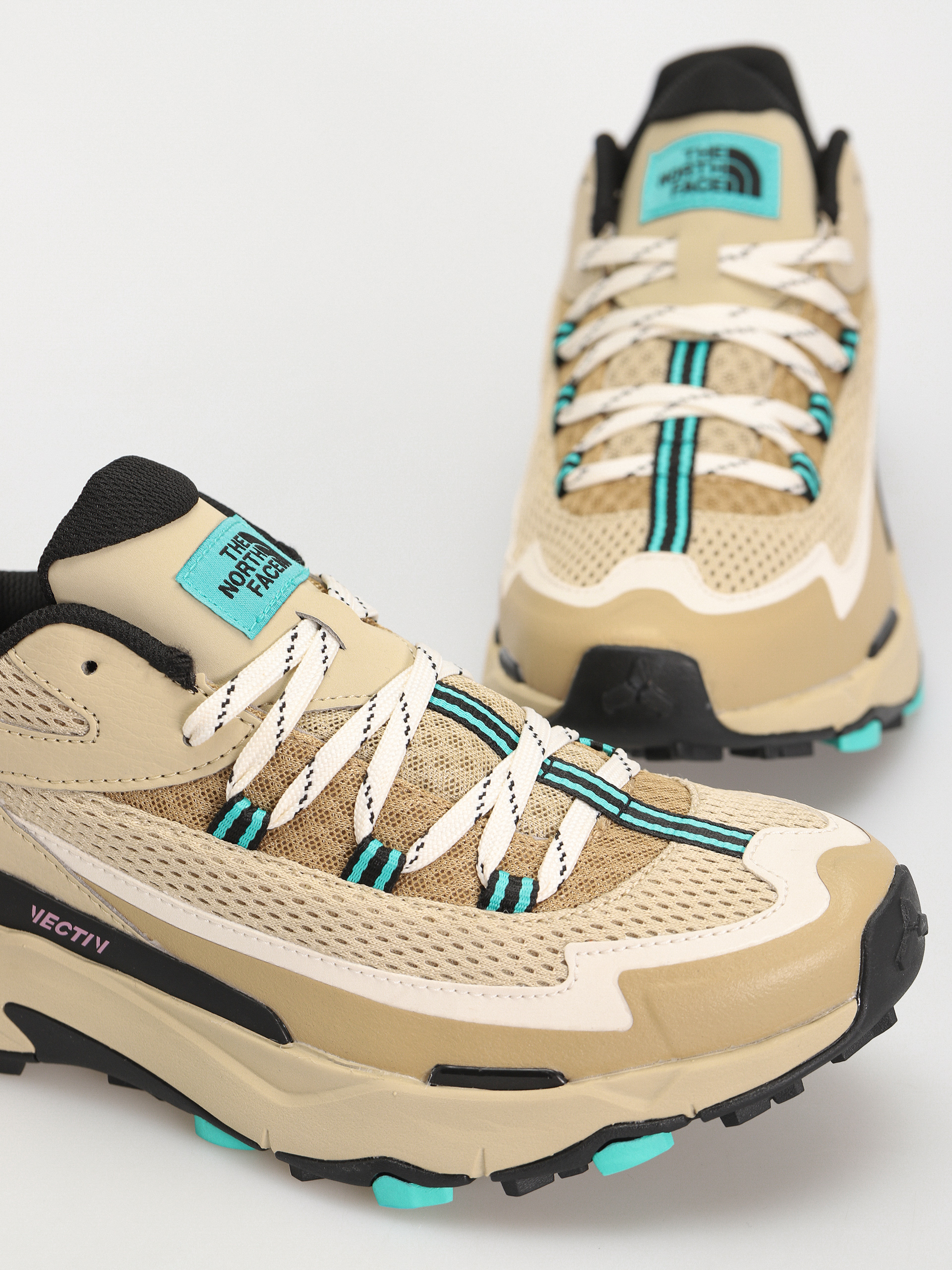 Boty The North Face Vectiv Taraval (gravel/khaki stone)