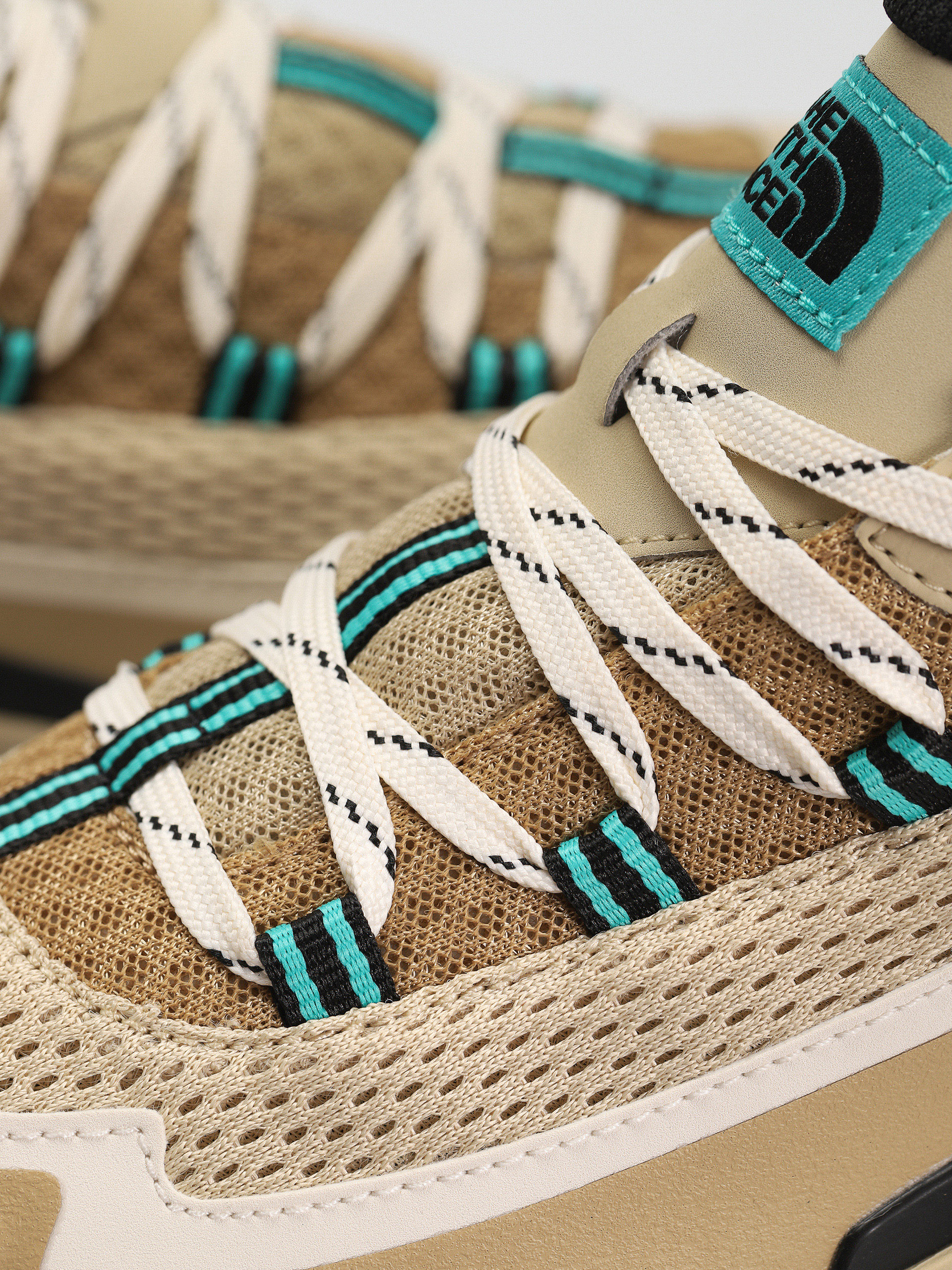 Boty The North Face Vectiv Taraval (gravel/khaki stone)