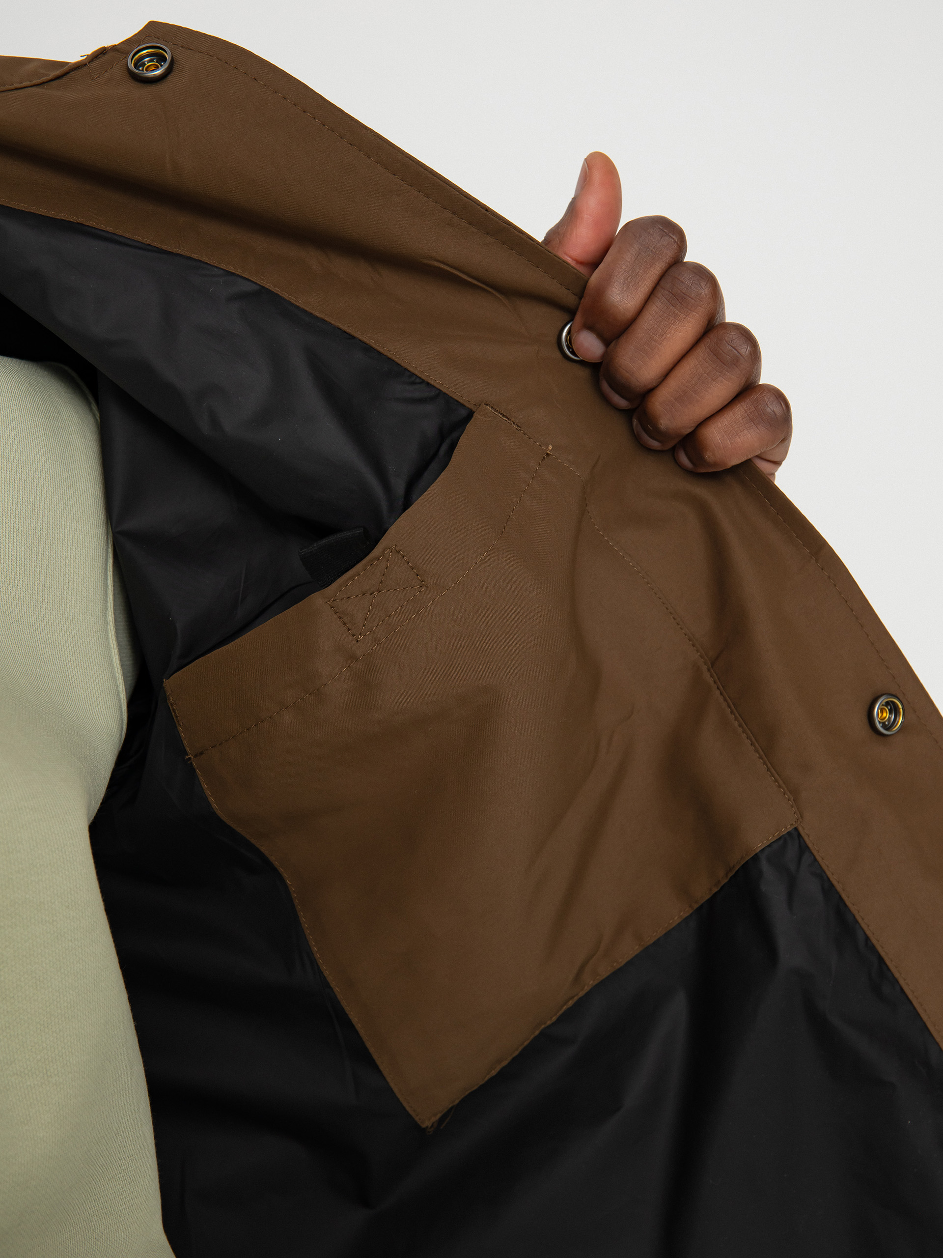 Bunda Carhartt WIP Rocky Coach (lumber/samba/black)