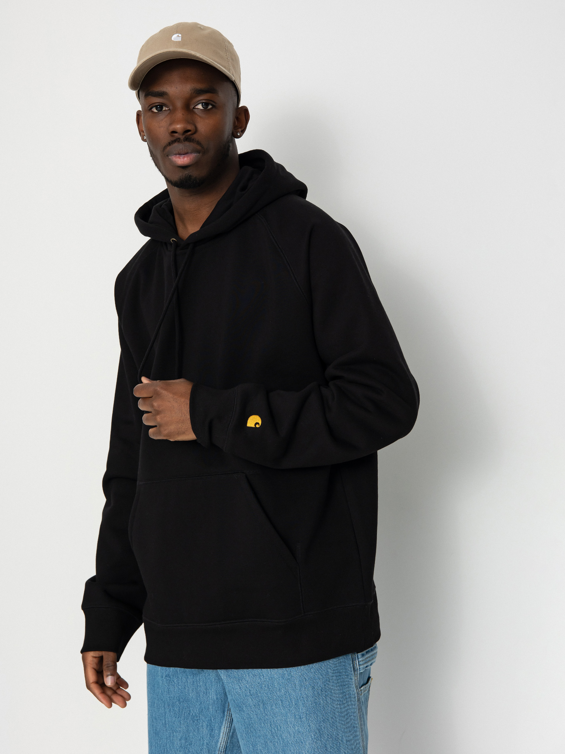 Mikina s kapucí Carhartt WIP Chase HD (black/gold)