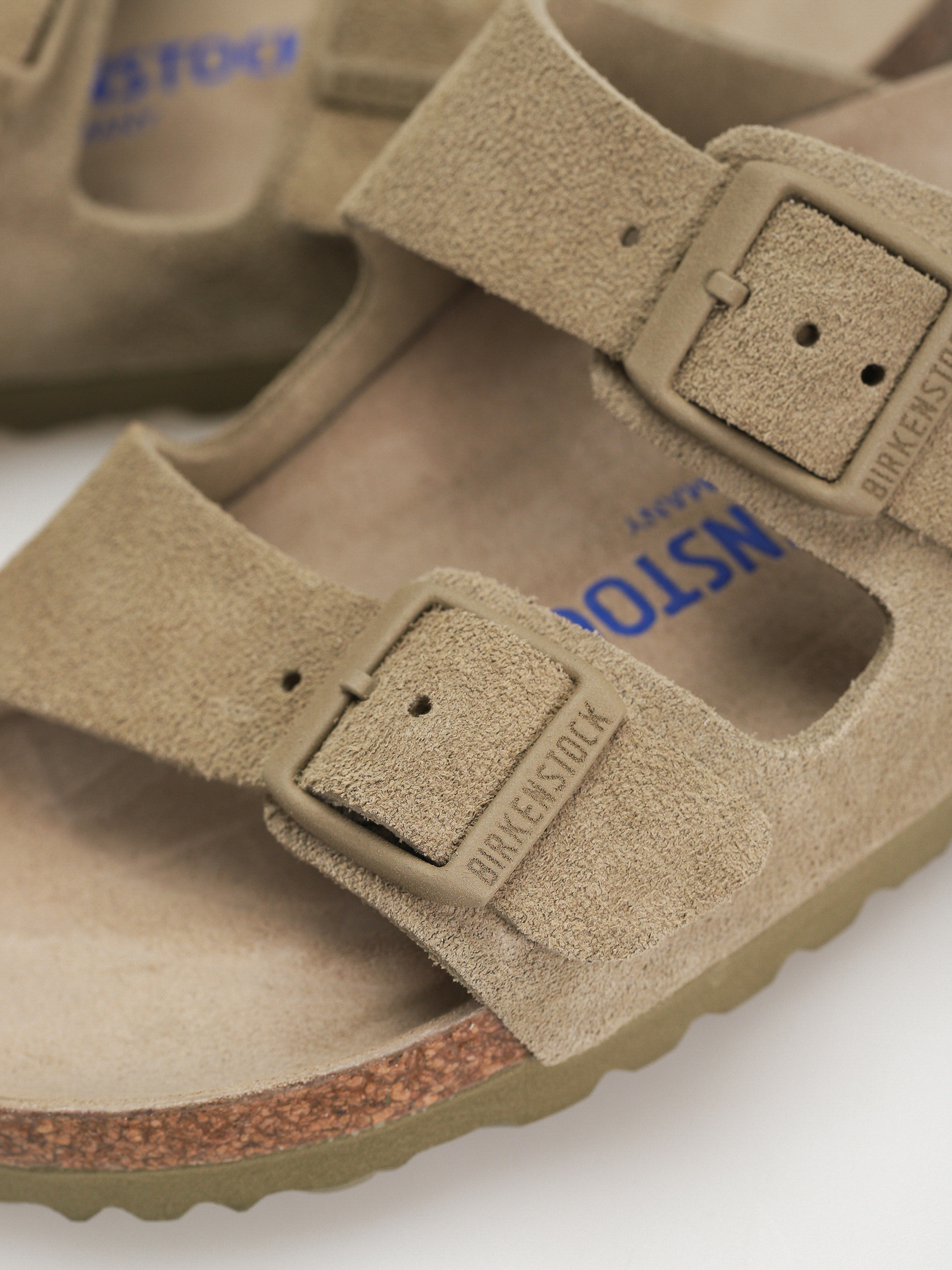 Plážovky Birkenstock Arizona Suede Leather Narrow Wmn (faded khaki)
