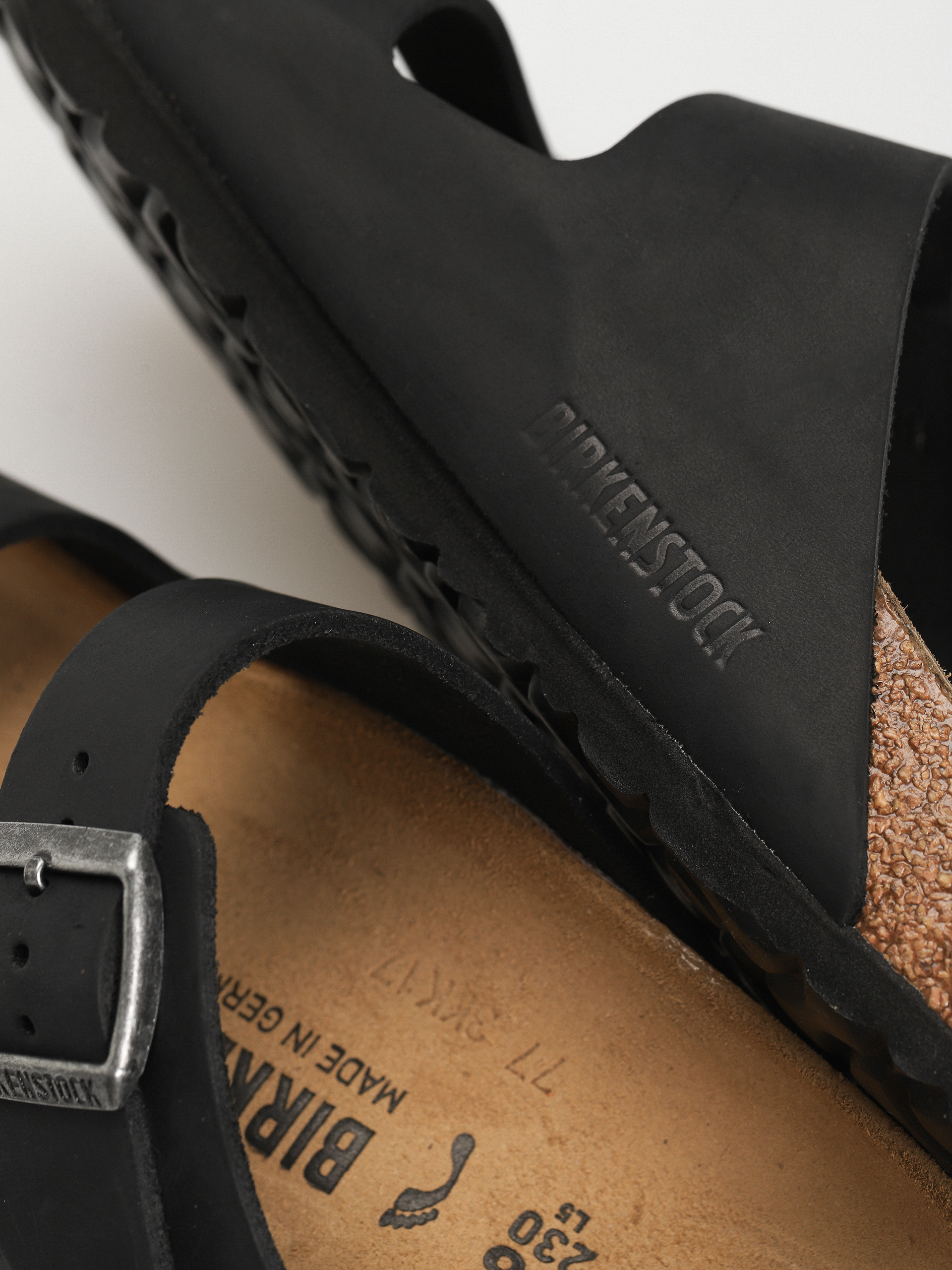 Plážovky Birkenstock Arizona Oiled Leather Narrow Wmn (black)