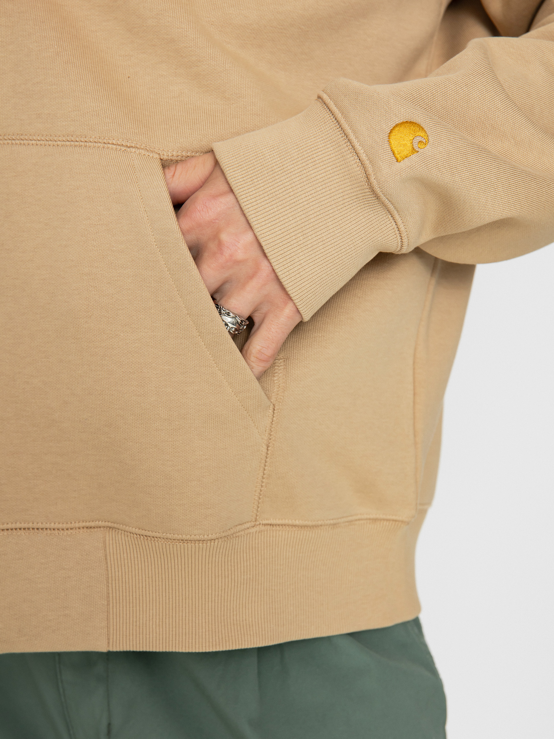 Mikina s kapucí Carhartt WIP Chase ZHD (sable/gold)