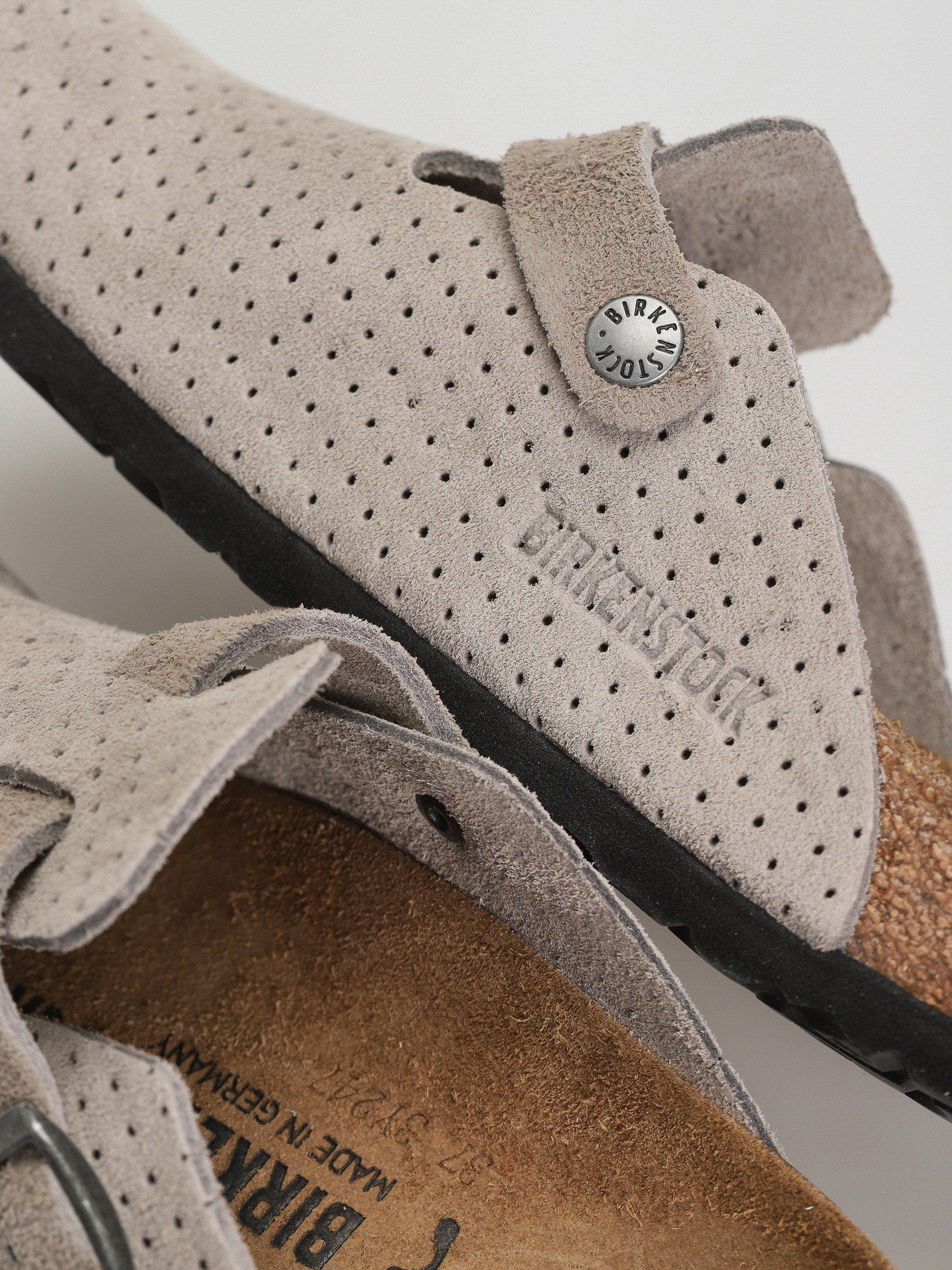 Plážovky Birkenstock Boston Suede Embossed Narrow Wmn (emboss dots stone coin)