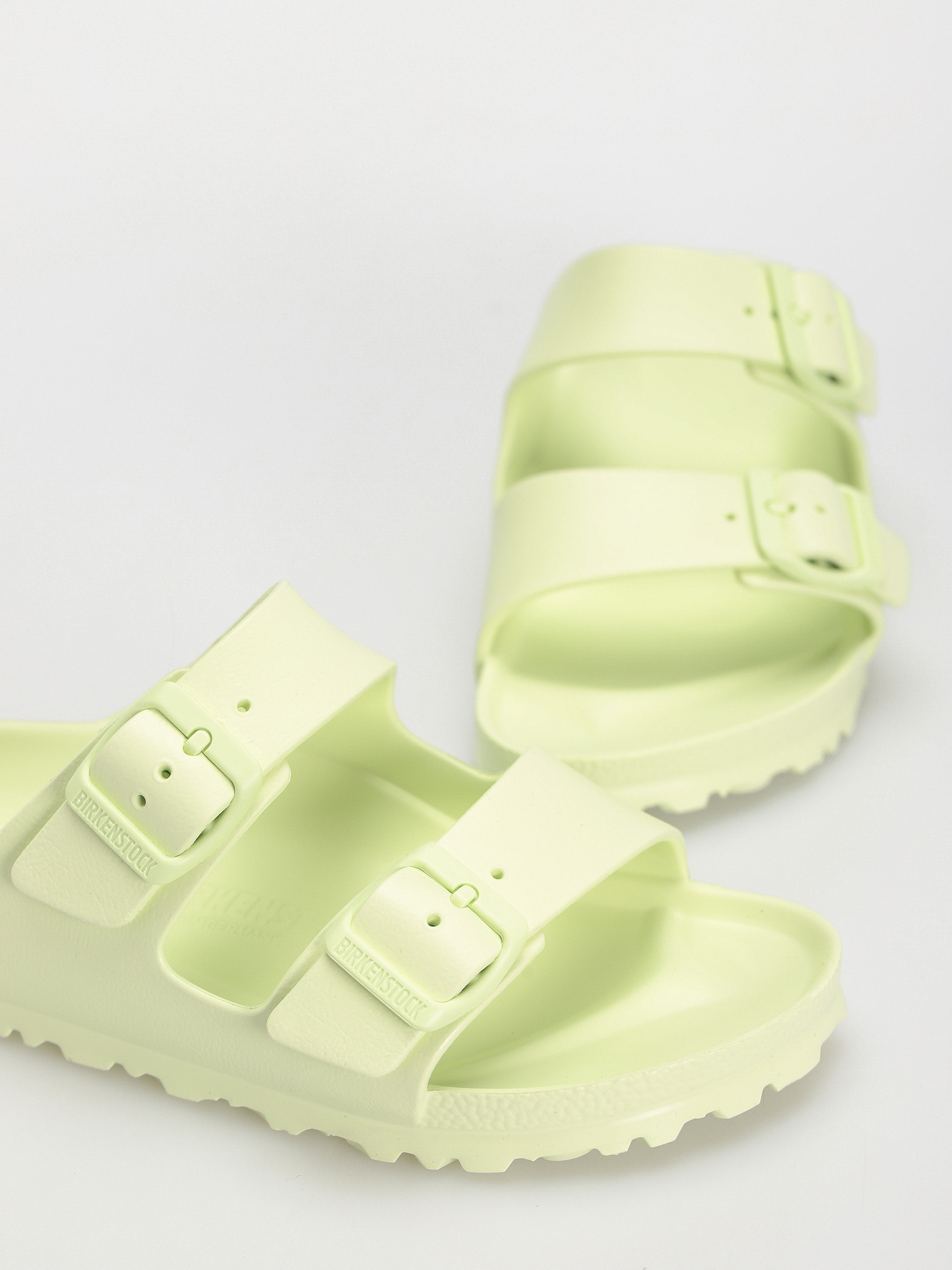 Plážovky Birkenstock Arizona Essentials EVA Narrow Wmn (faded lime)